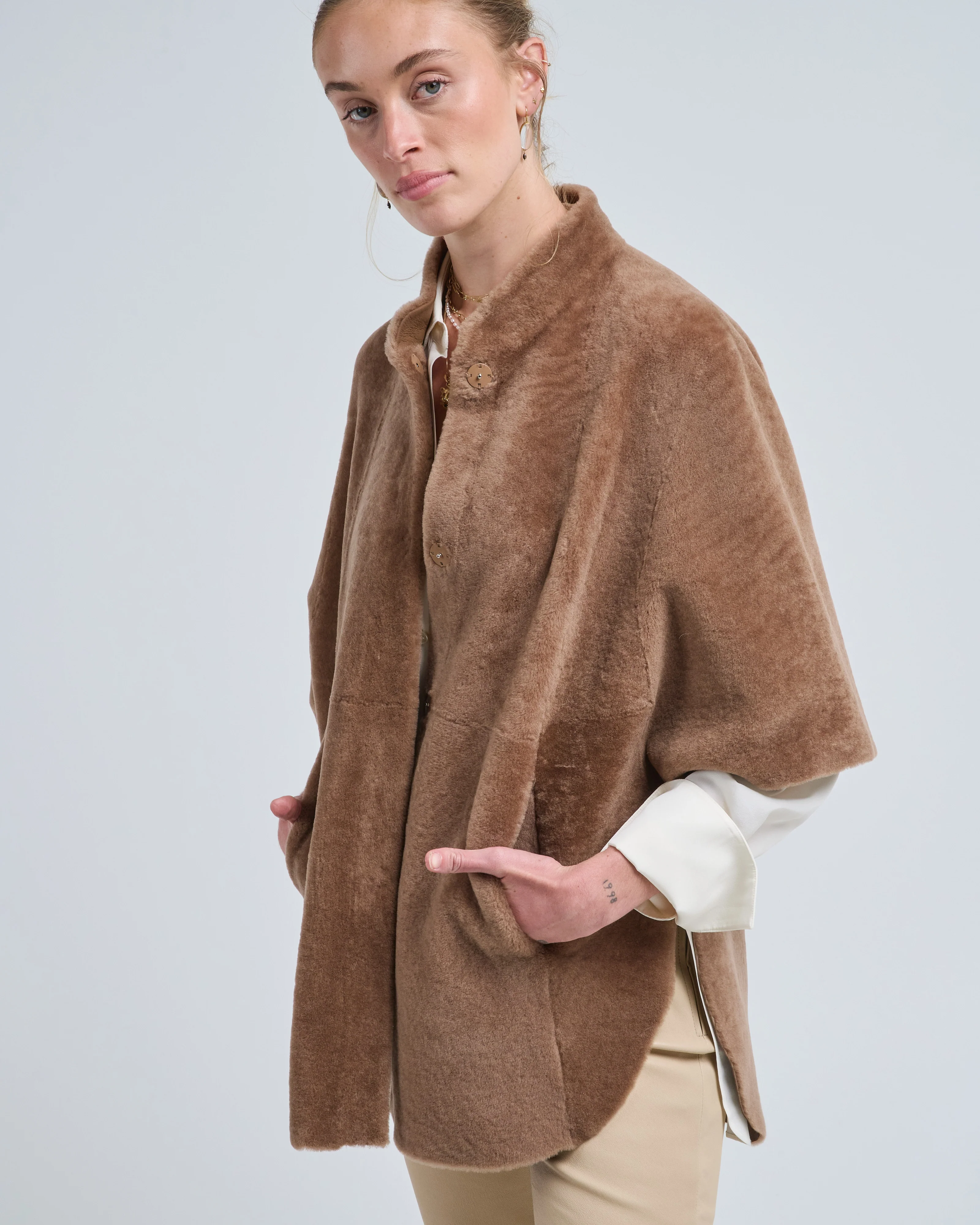 shearling collared cape jacket - Image 6