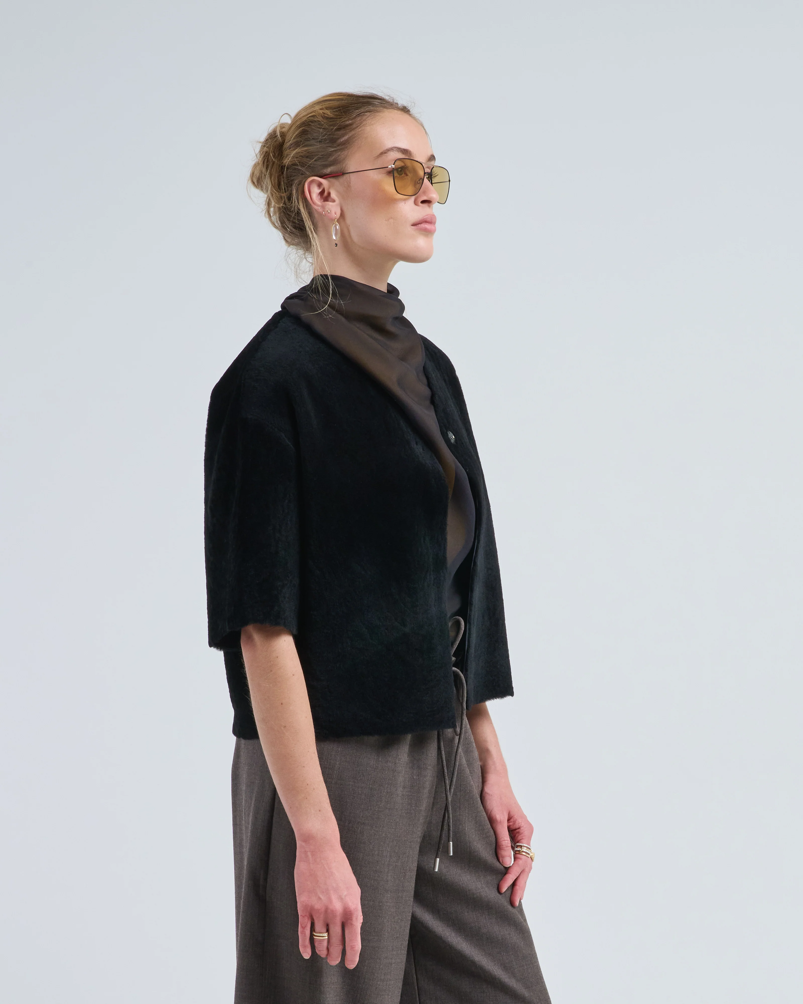 short sleeve v neck cardigan - Image 5