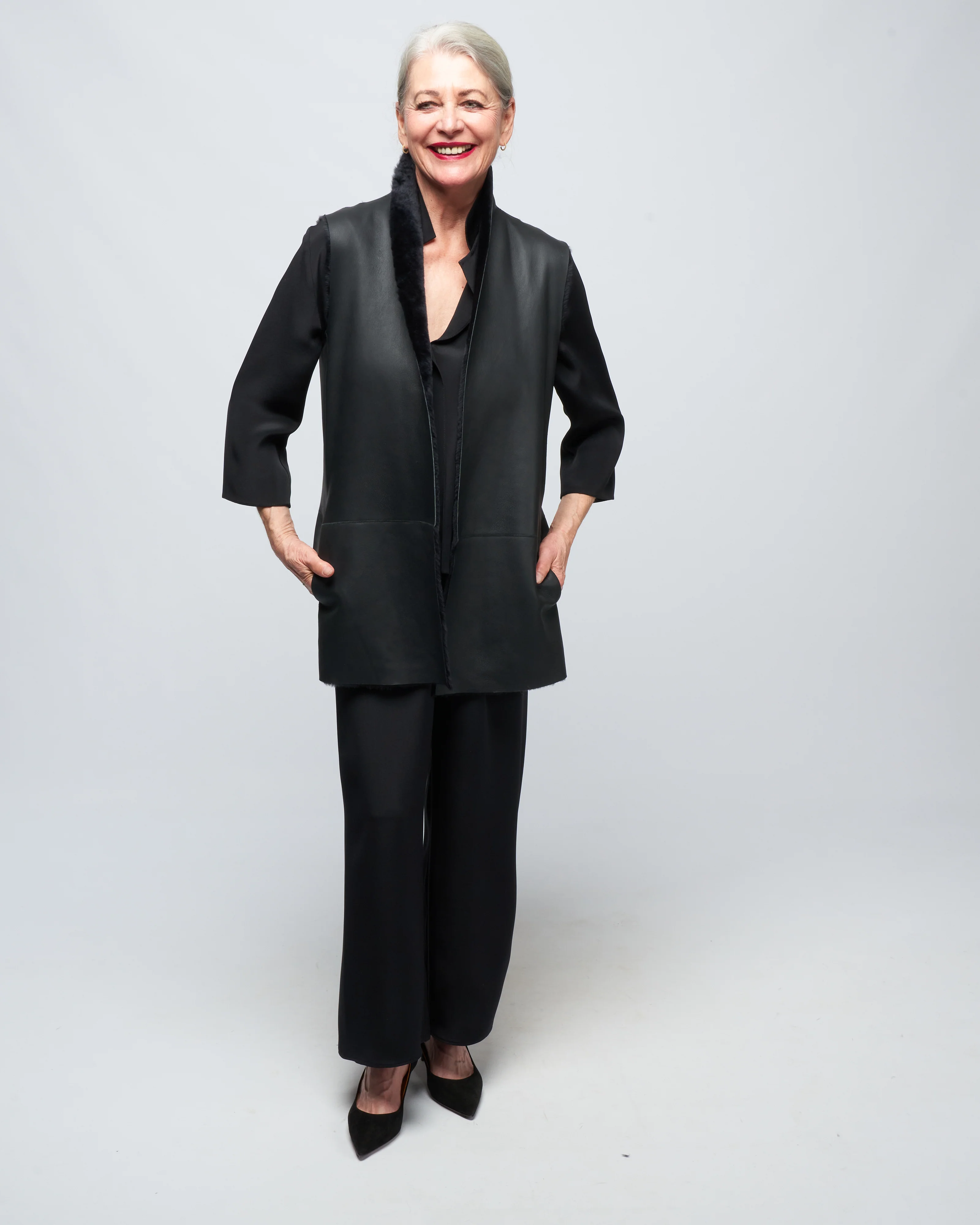 short stand collar gilet - black merinillo - Image 5