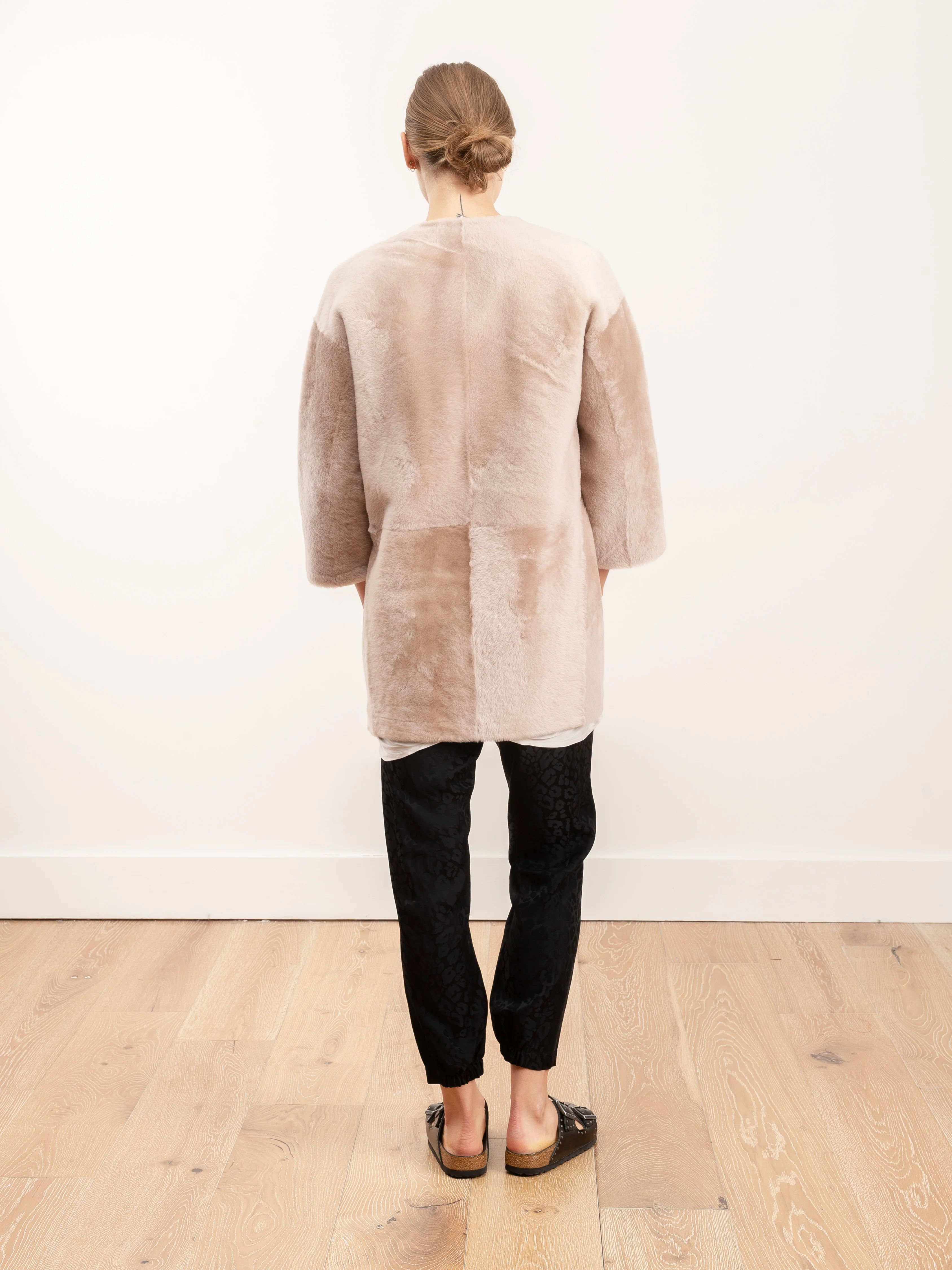 v-neck shearling cardigan - chalk pink - Image 2