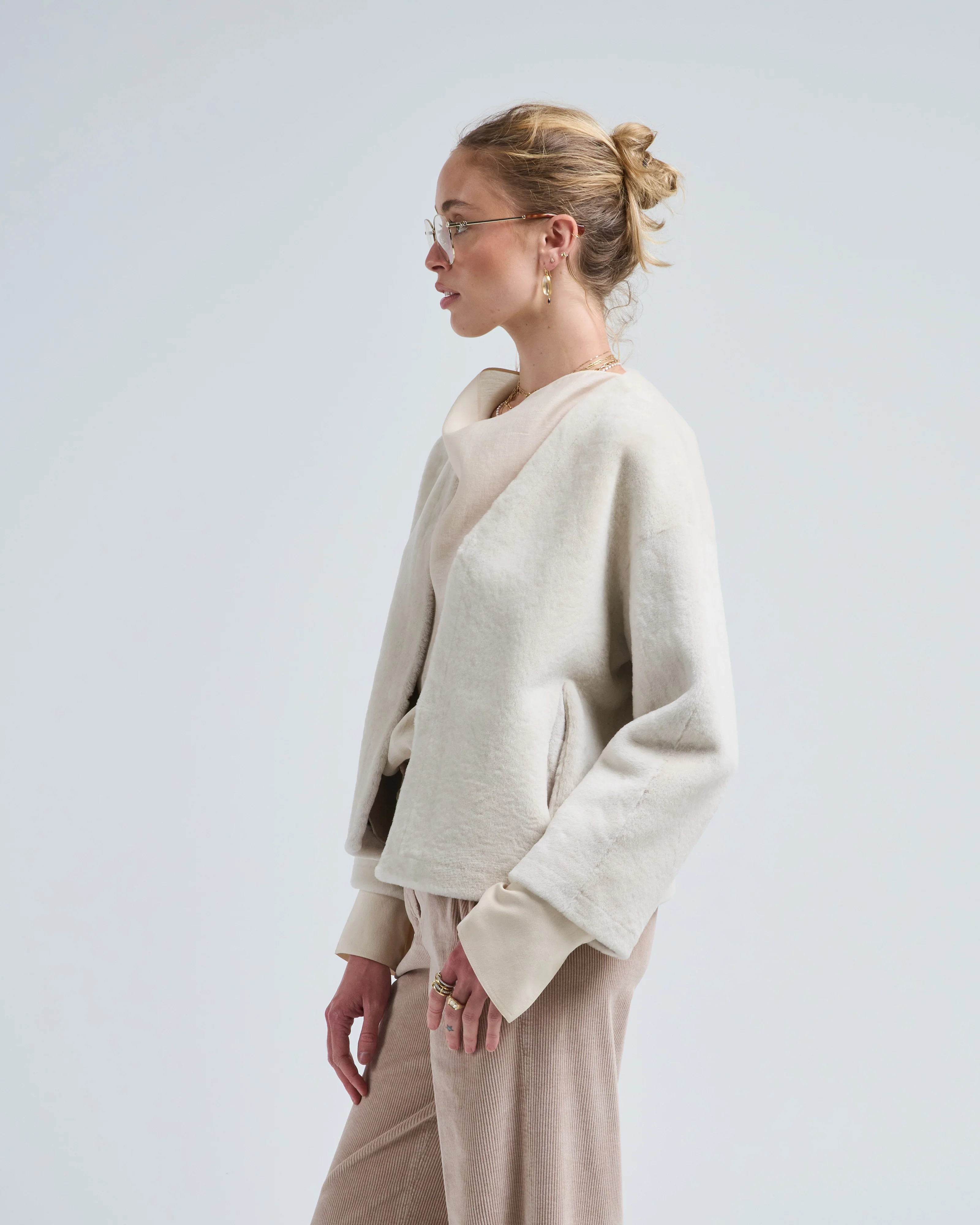 v neck shearling cardigan jacket - Image 4
