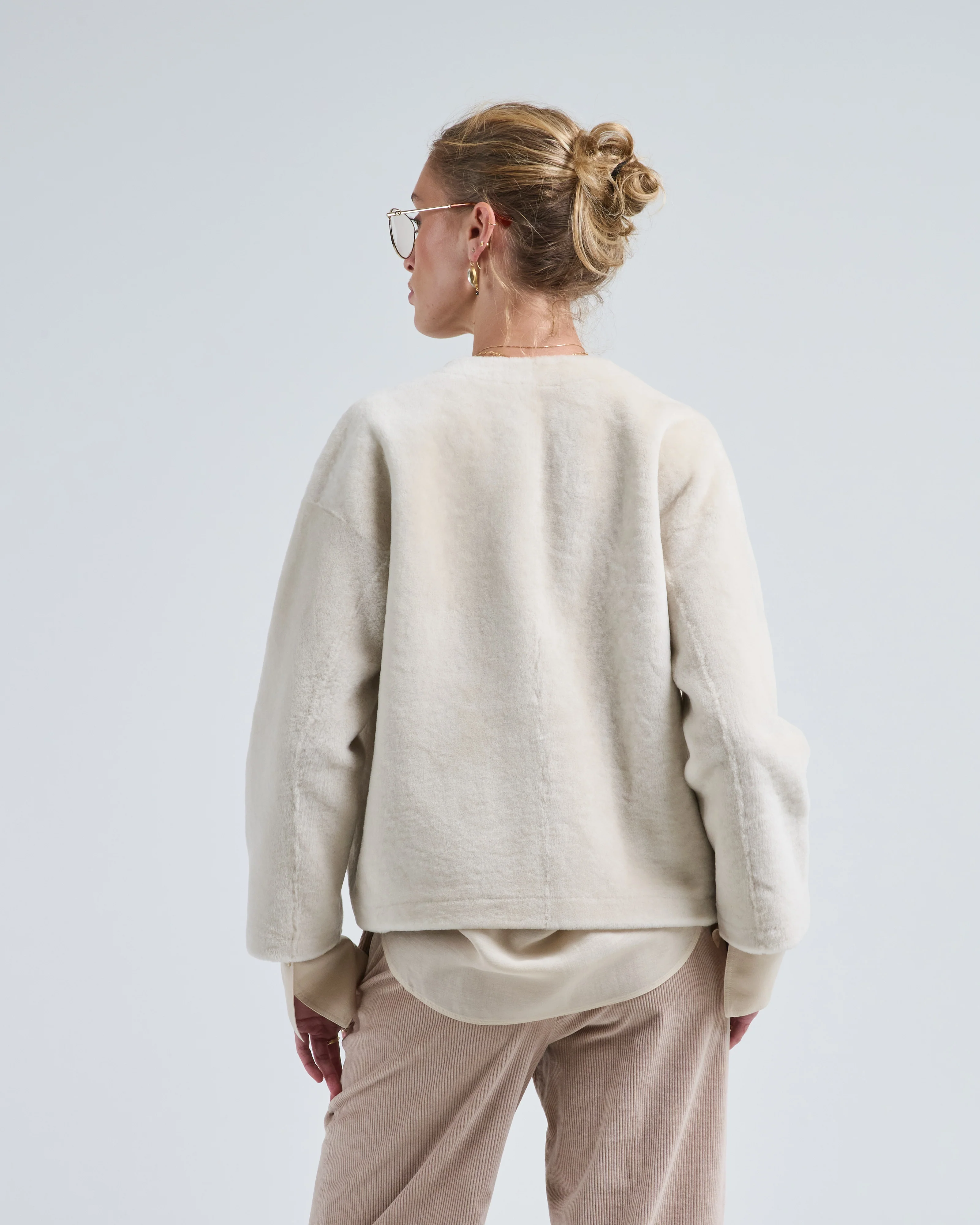 v neck shearling cardigan jacket - Image 5