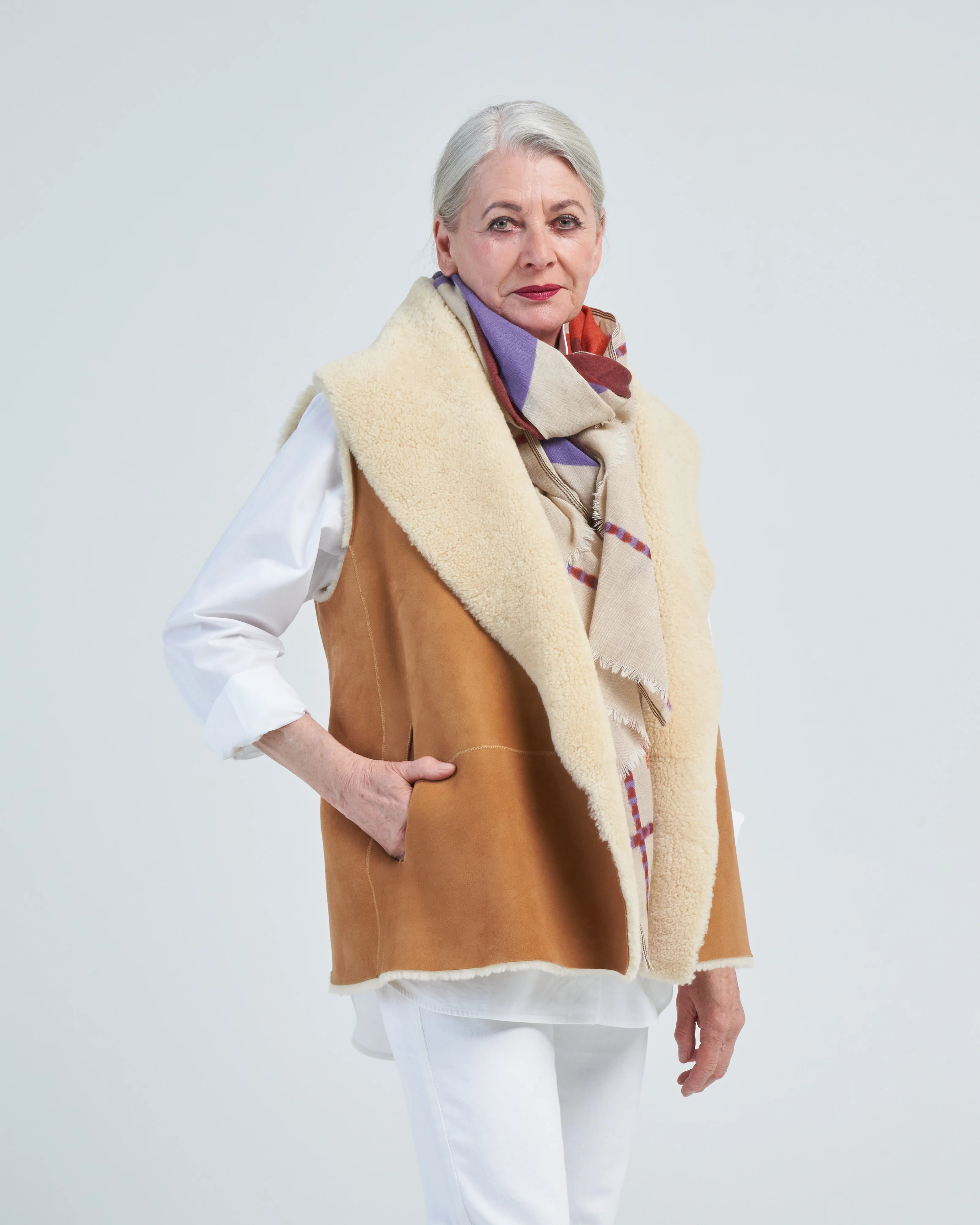 wide collared shawl gilet - Image 3