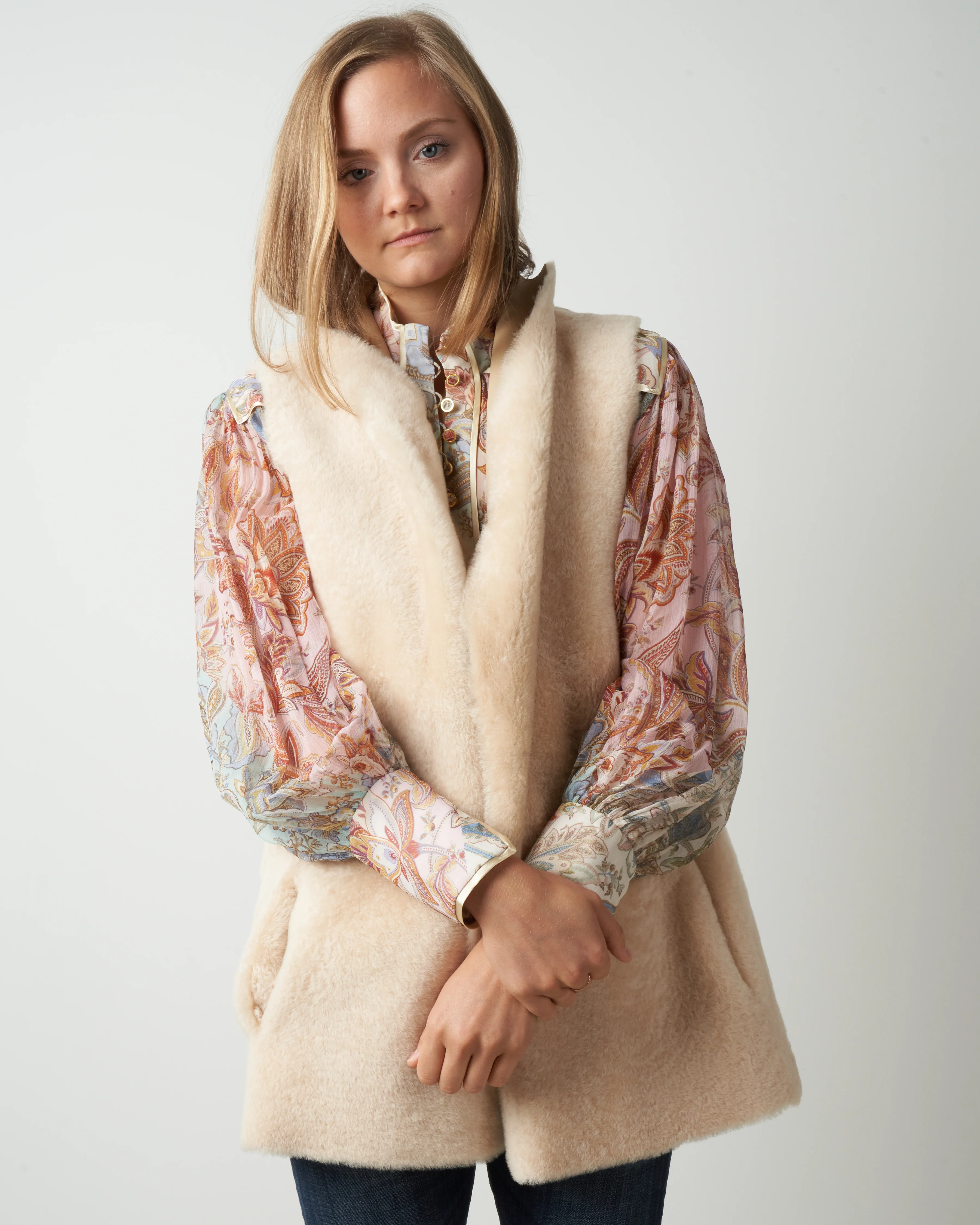 merinillo mid-length gilet - buttermilk - Image 2