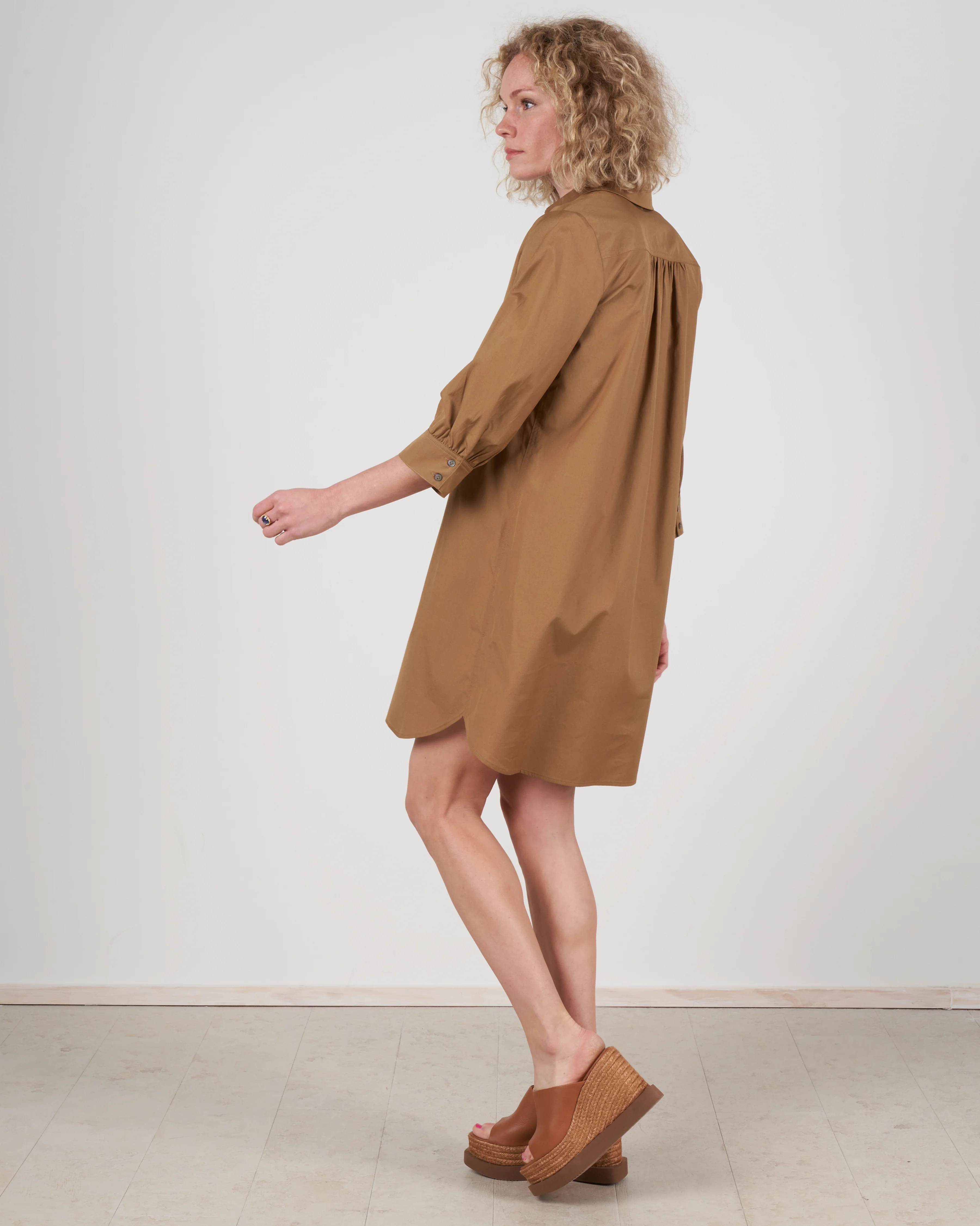popover dress - toffee - Image 3