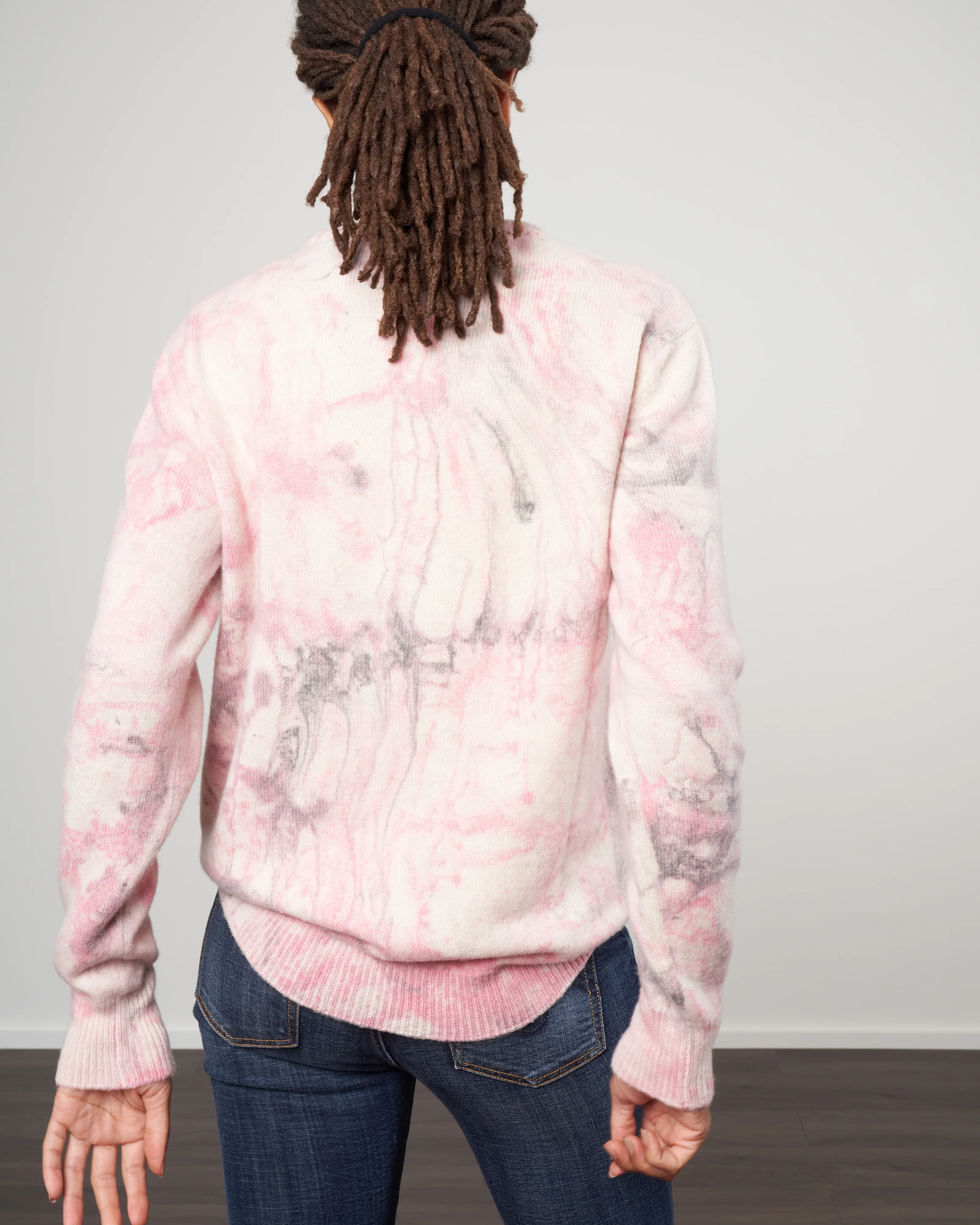 marble dye crew sweater - pink/grey - Image 4