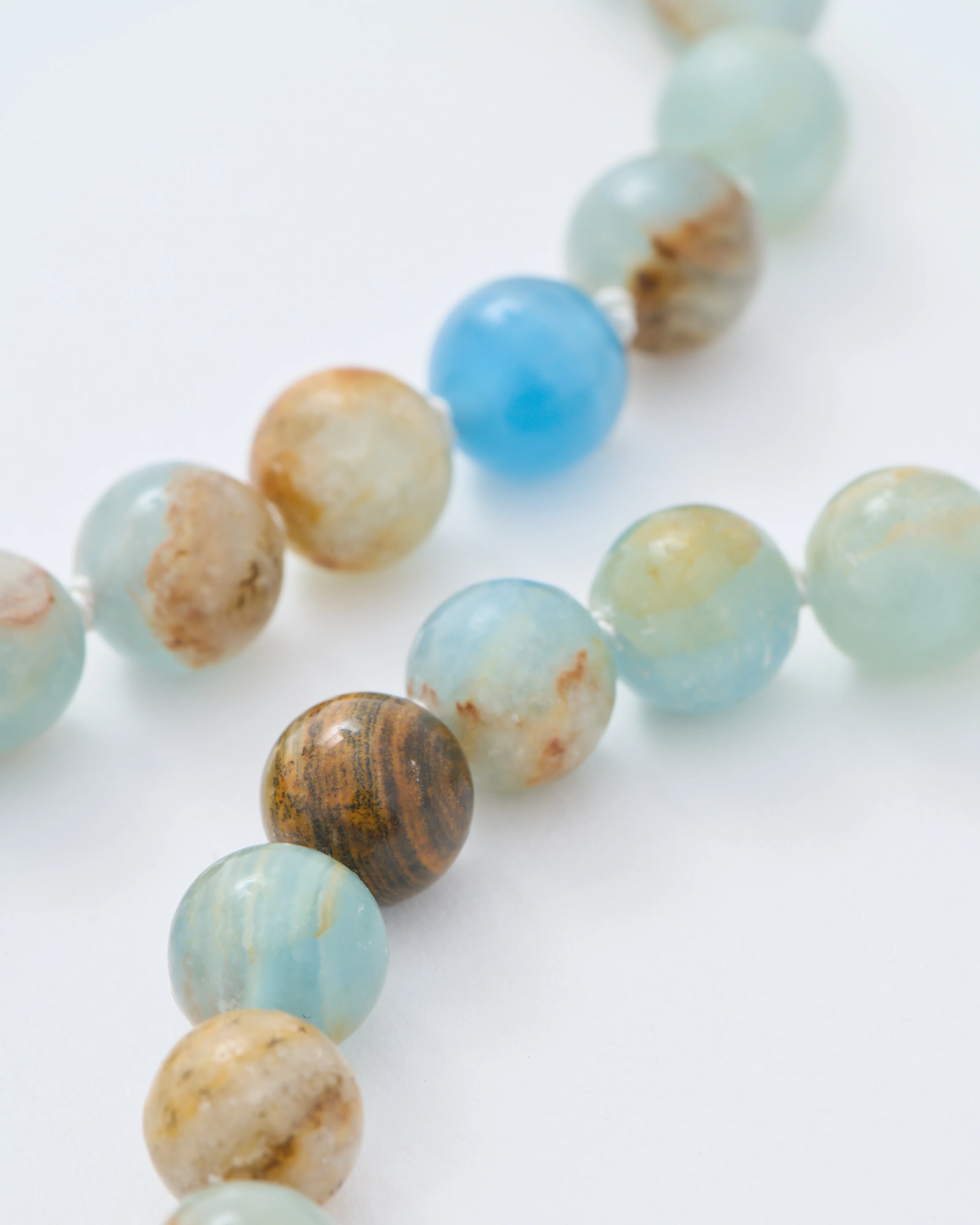 smooth calcite chain with hooks - Image 3