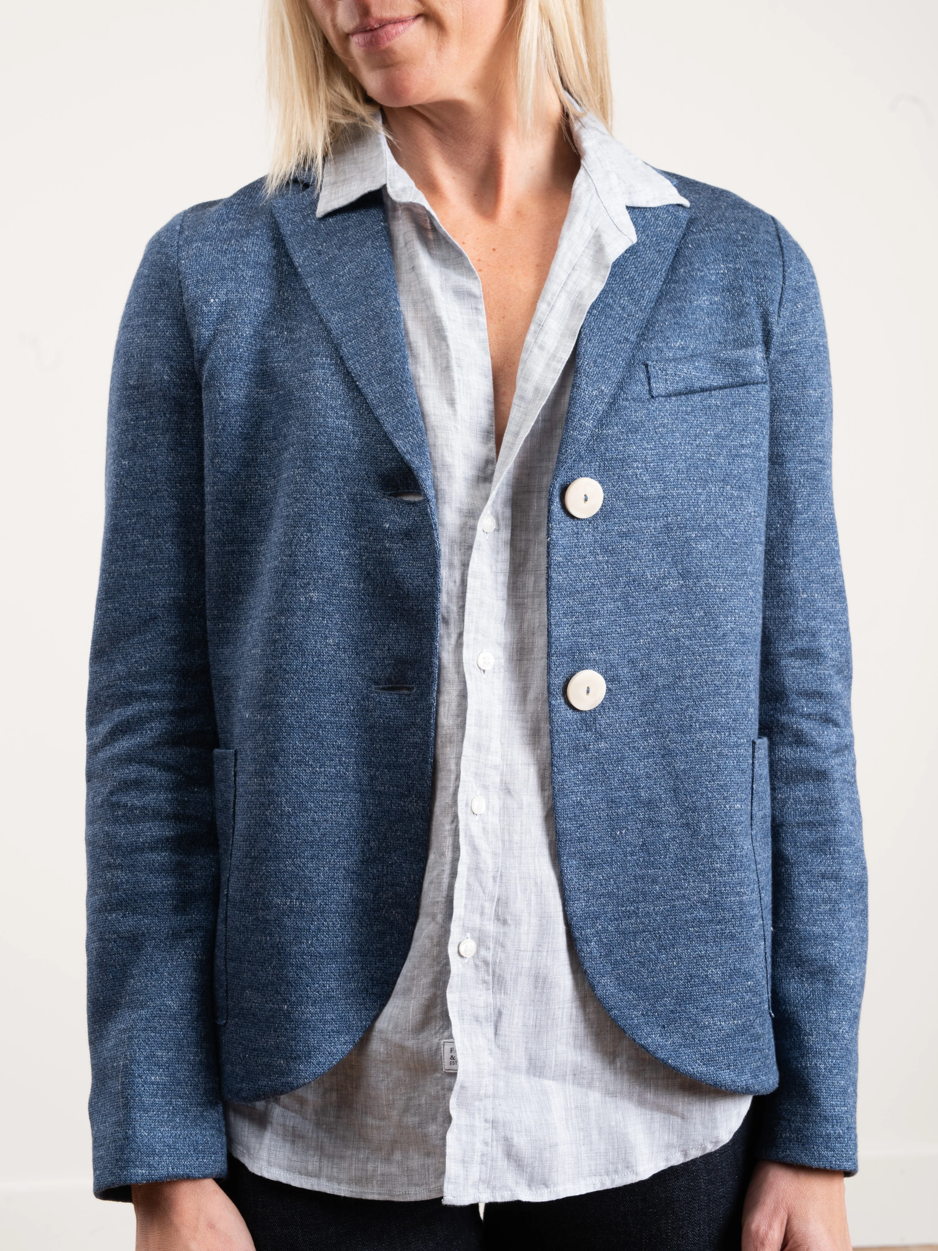 linen short boyfriend jacket - denim - Image 4