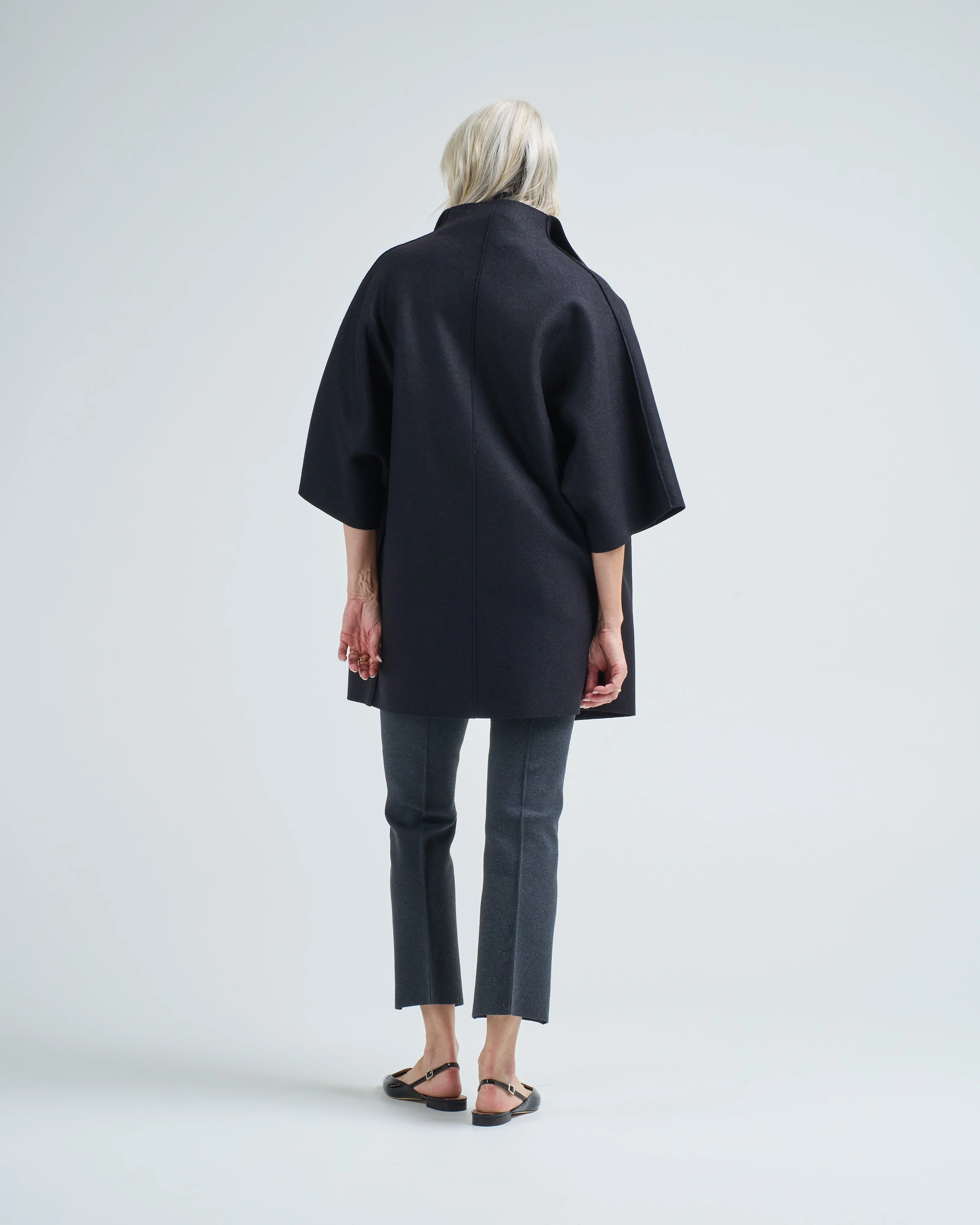 women kimono mantle pressed wool - Image 3