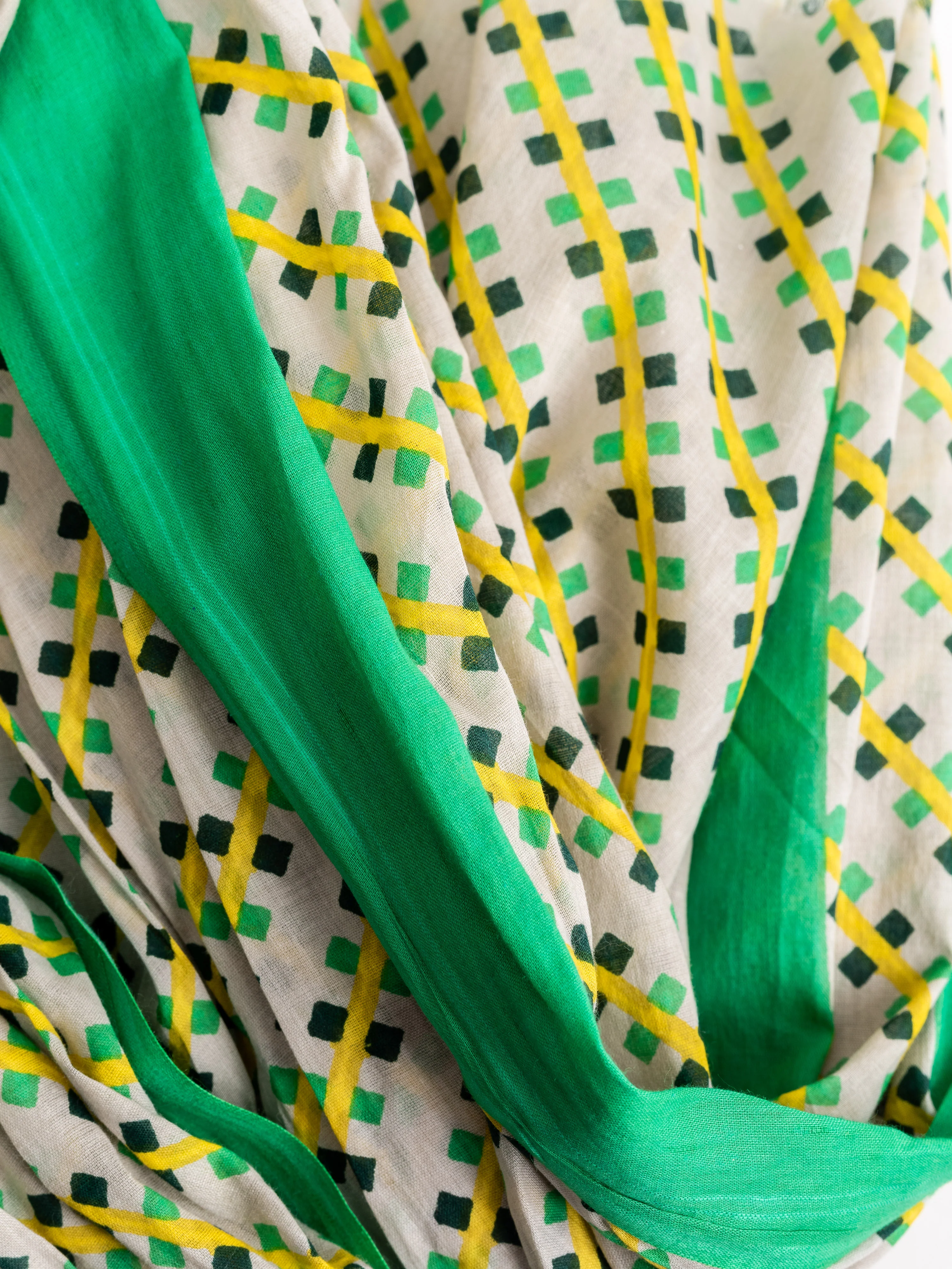 water 2 scarf - Image 3