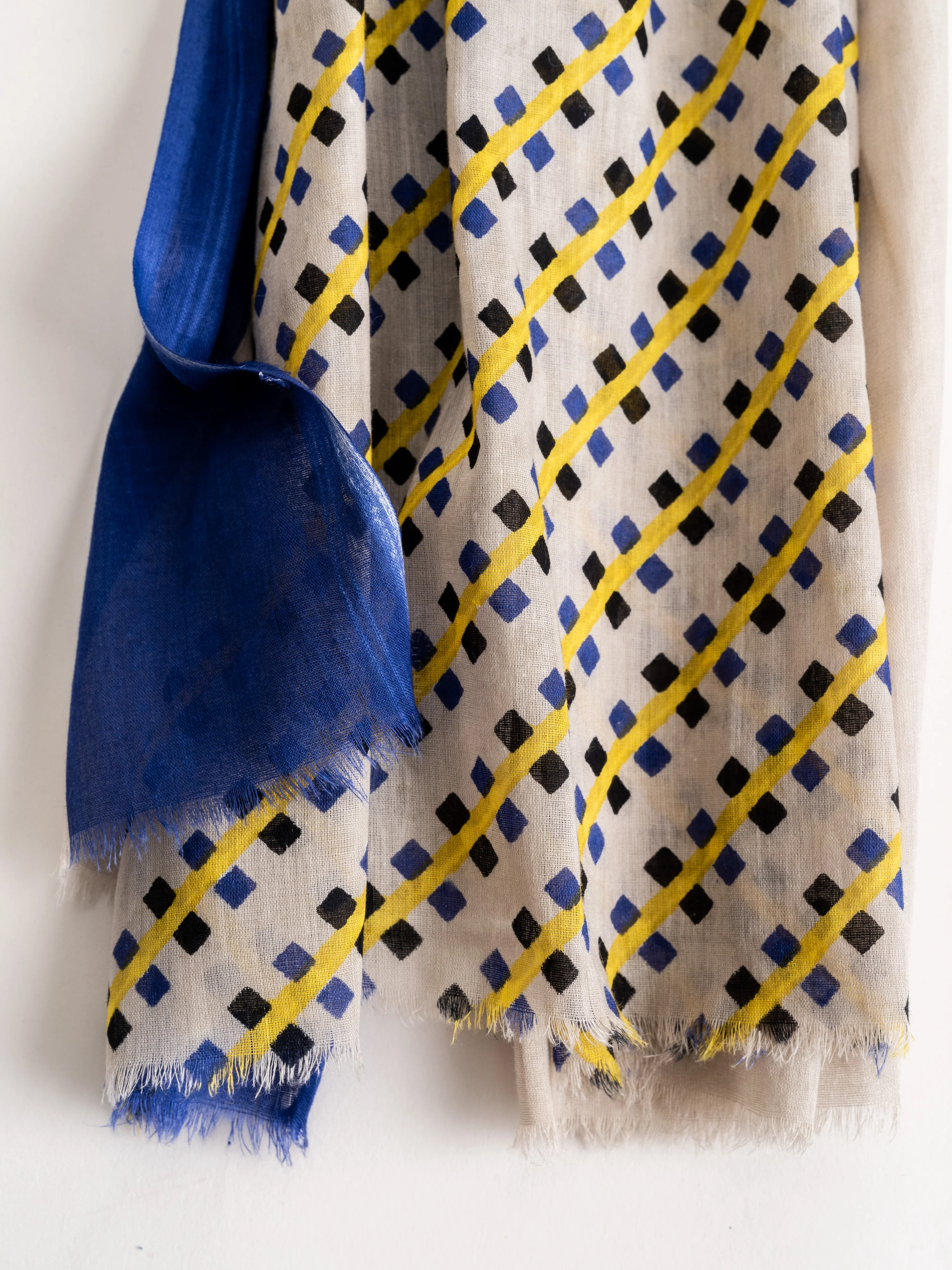 water 3 scarf - Image 3