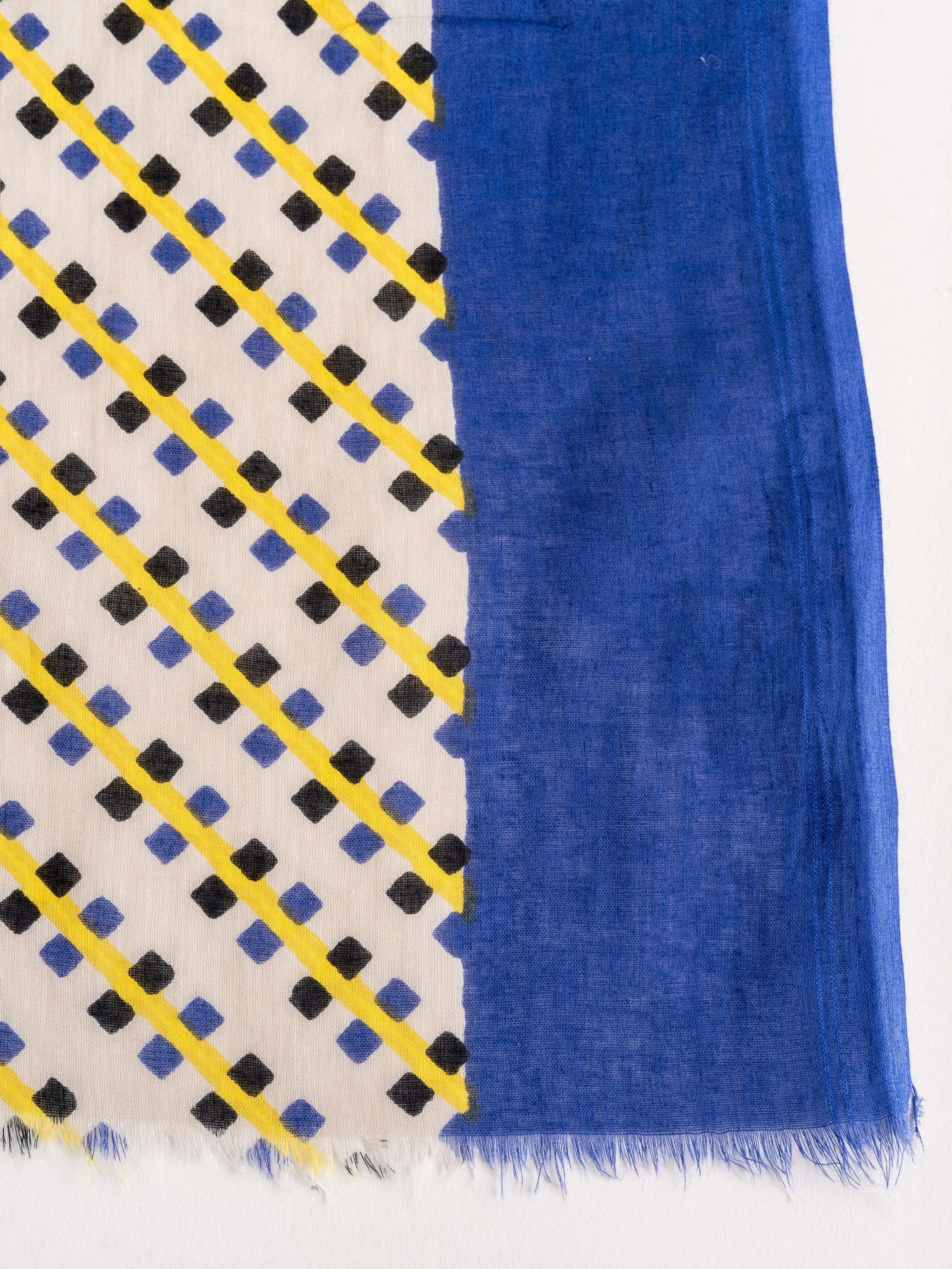water 3 scarf - Image 4