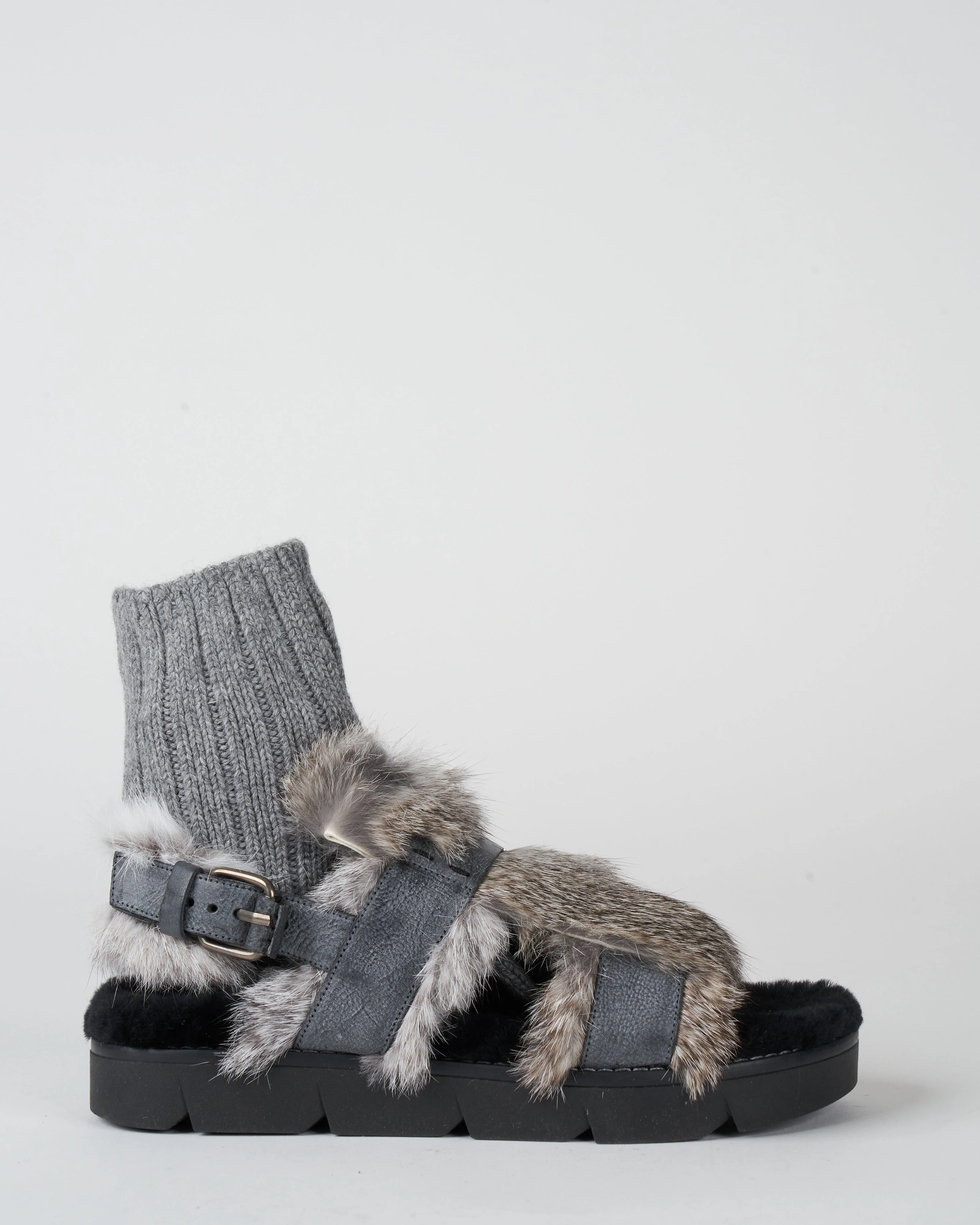 grey sandals with grey lapin - Image 3