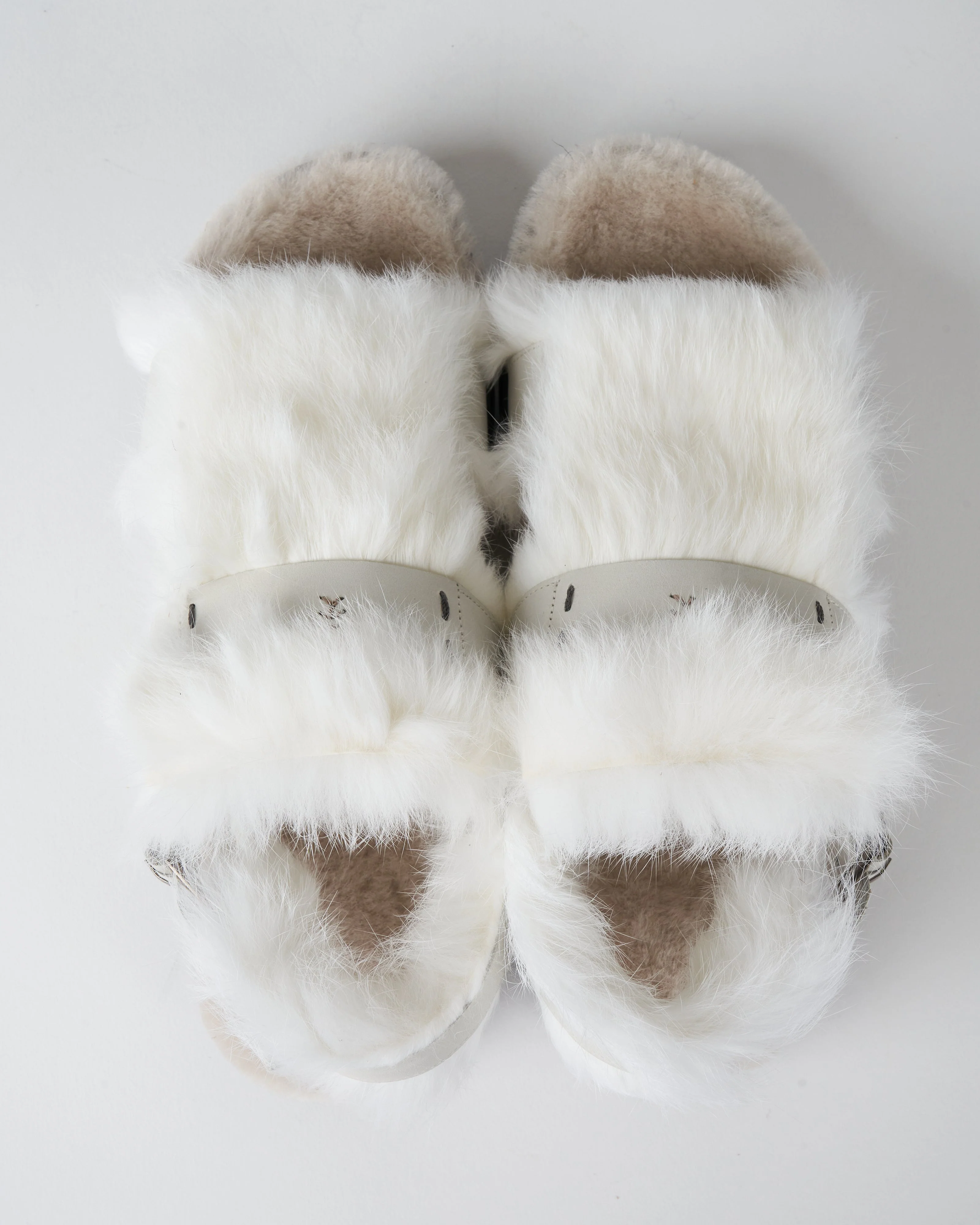 white sandal with white lapin - Image 3
