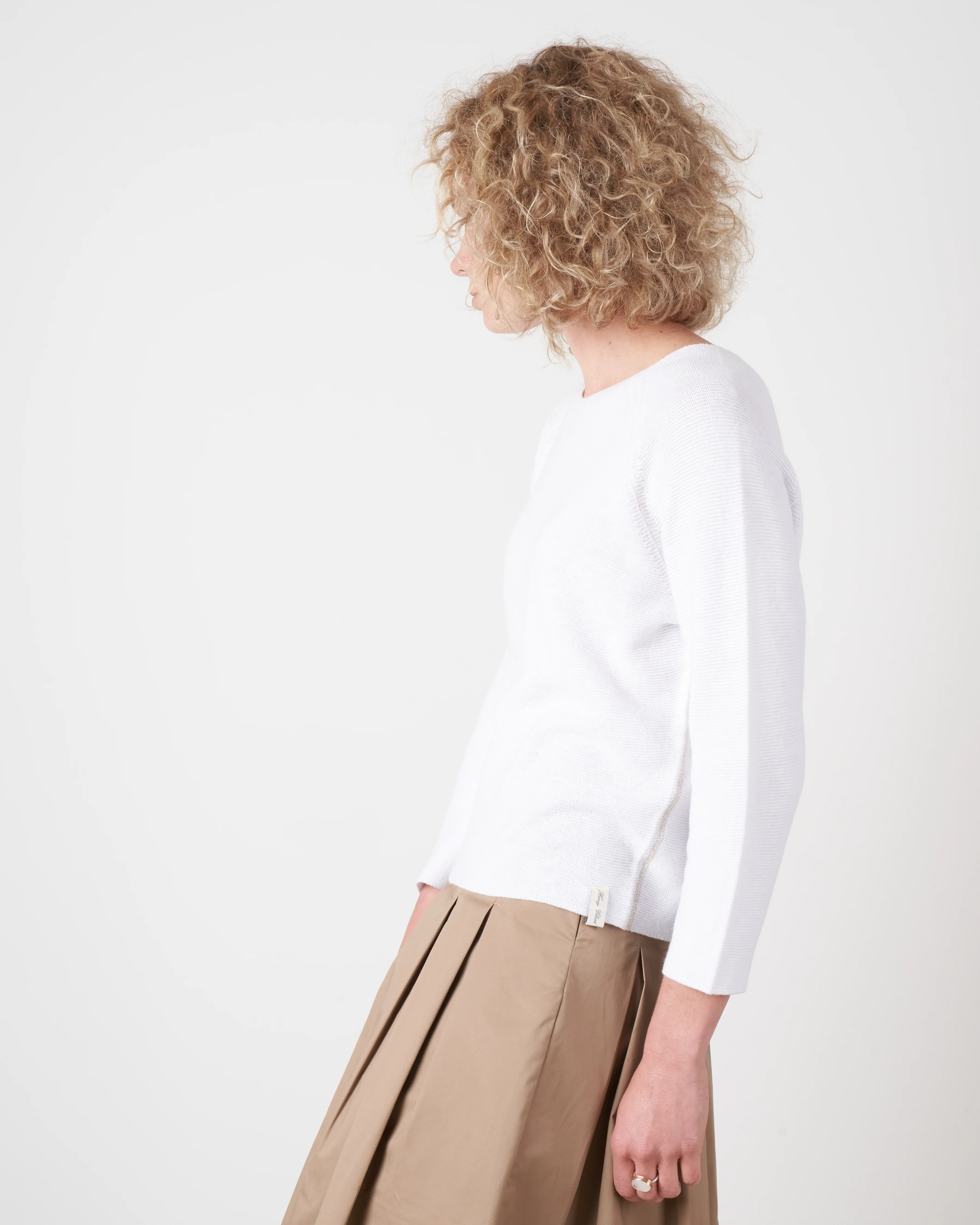 roundneck pullover with raglan sleeves - white - Image 3