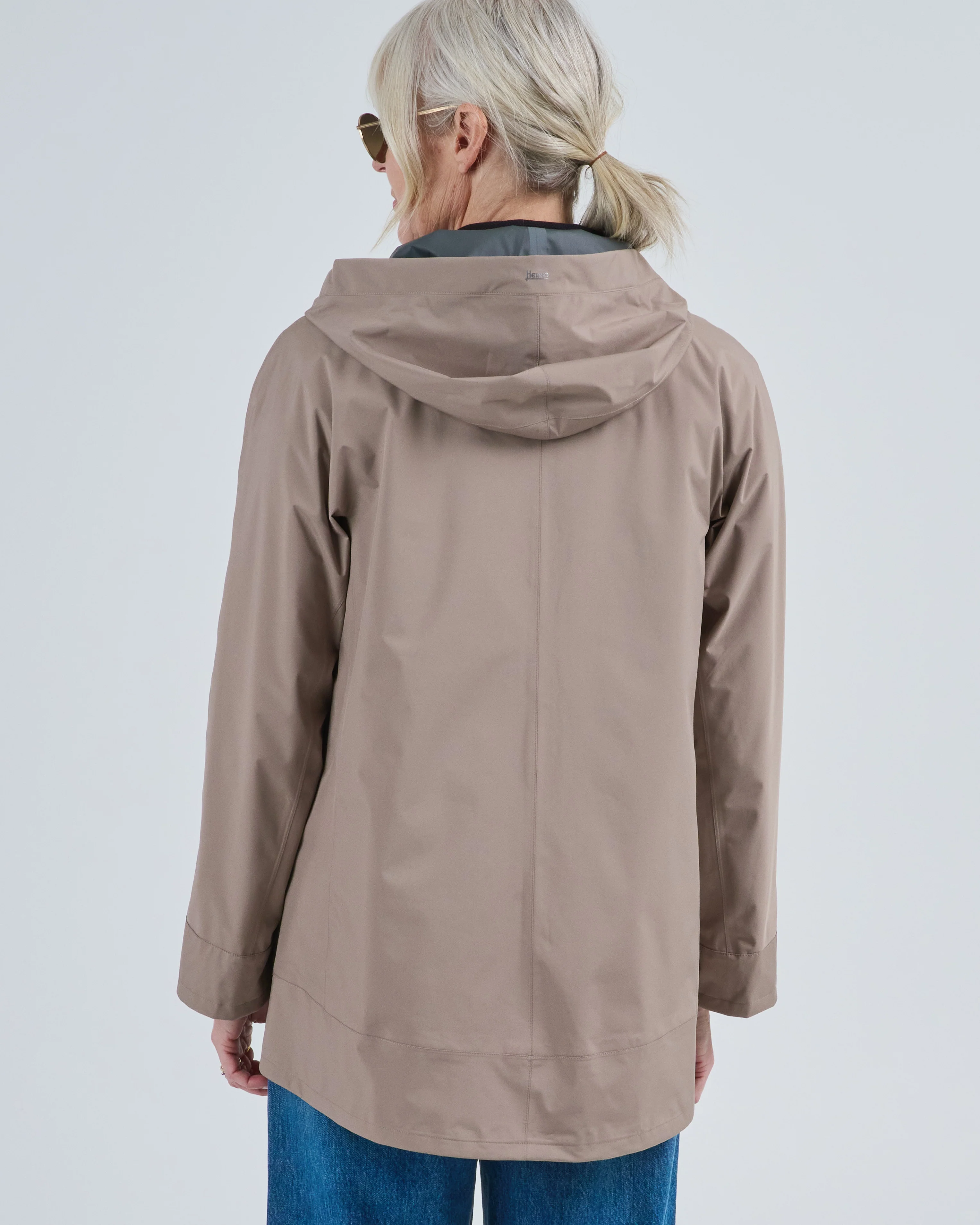 2 layer windstopper easy high low fingertip length jacket with hood - Image 3