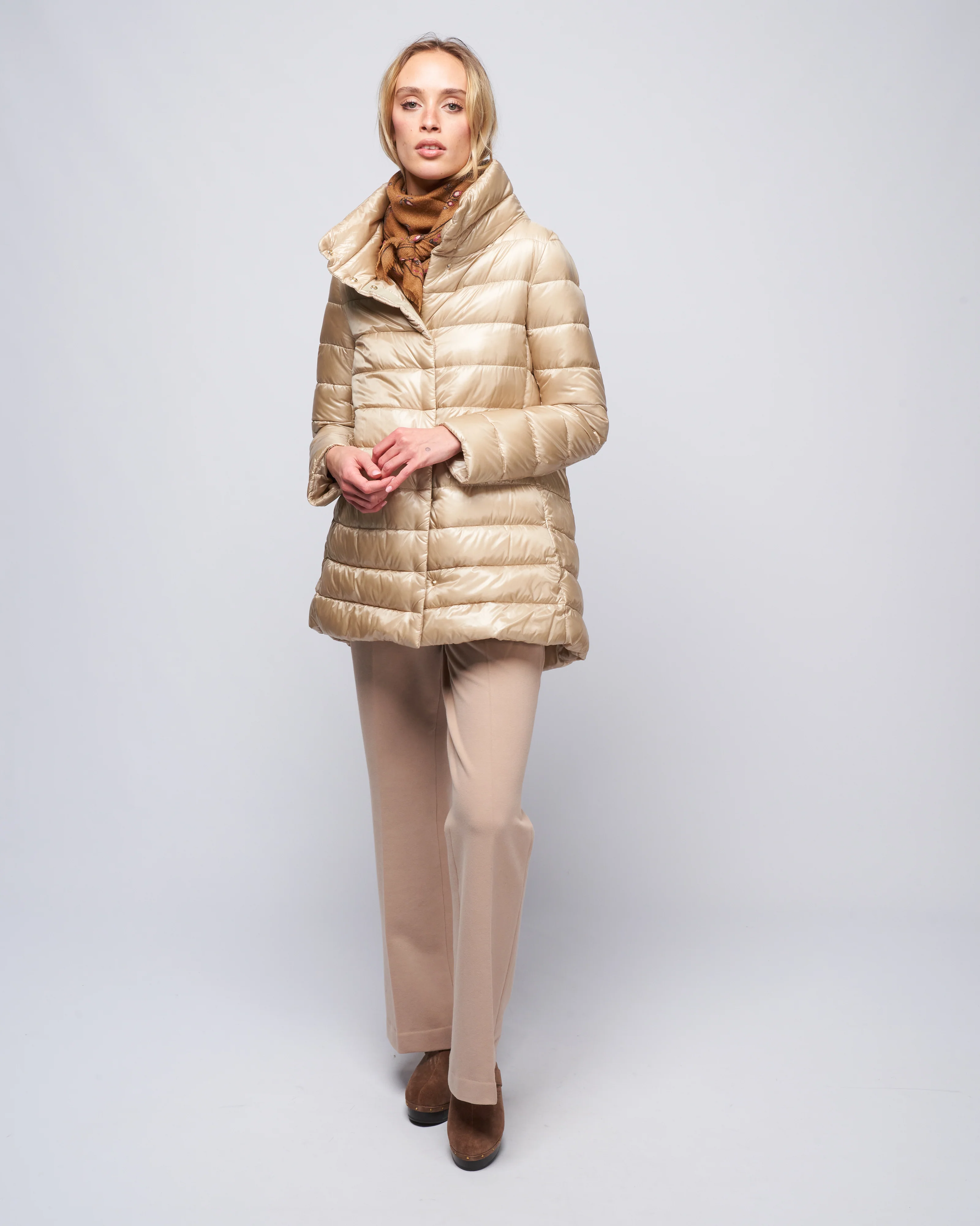 amelia ultralight a-line hi-lo - mandorla - Image 2