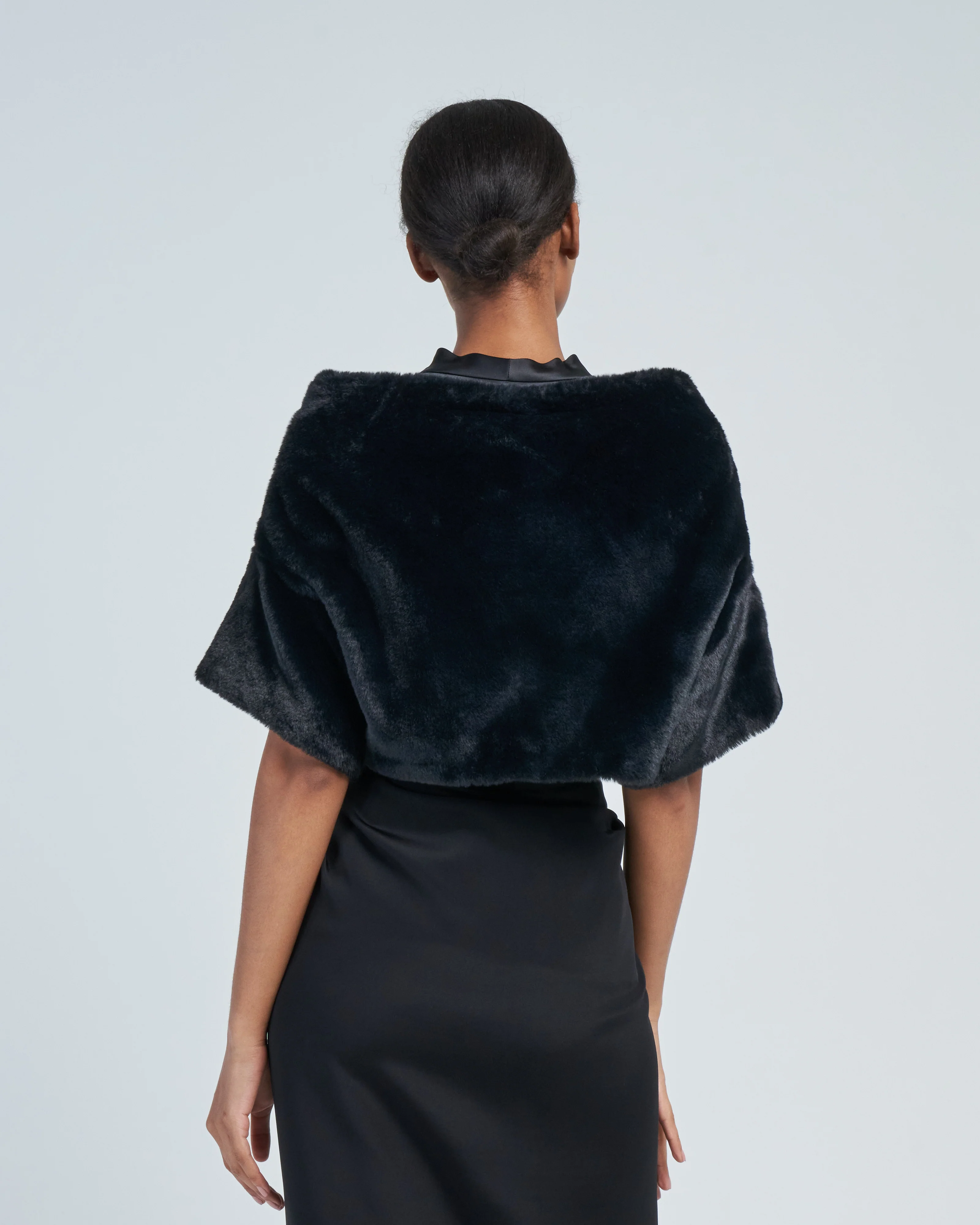 faux fur shrug - Image 4