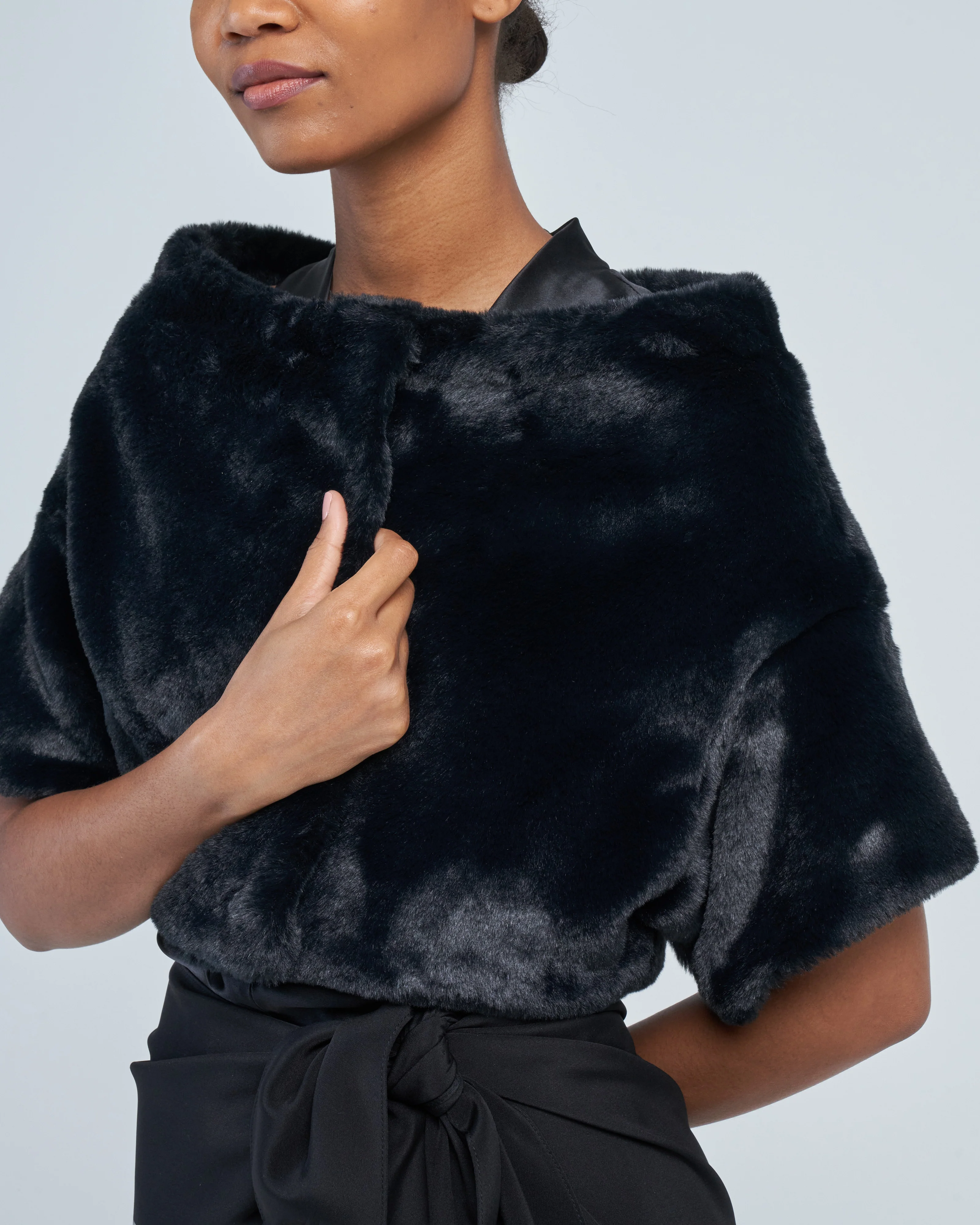 faux fur shrug - Image 5