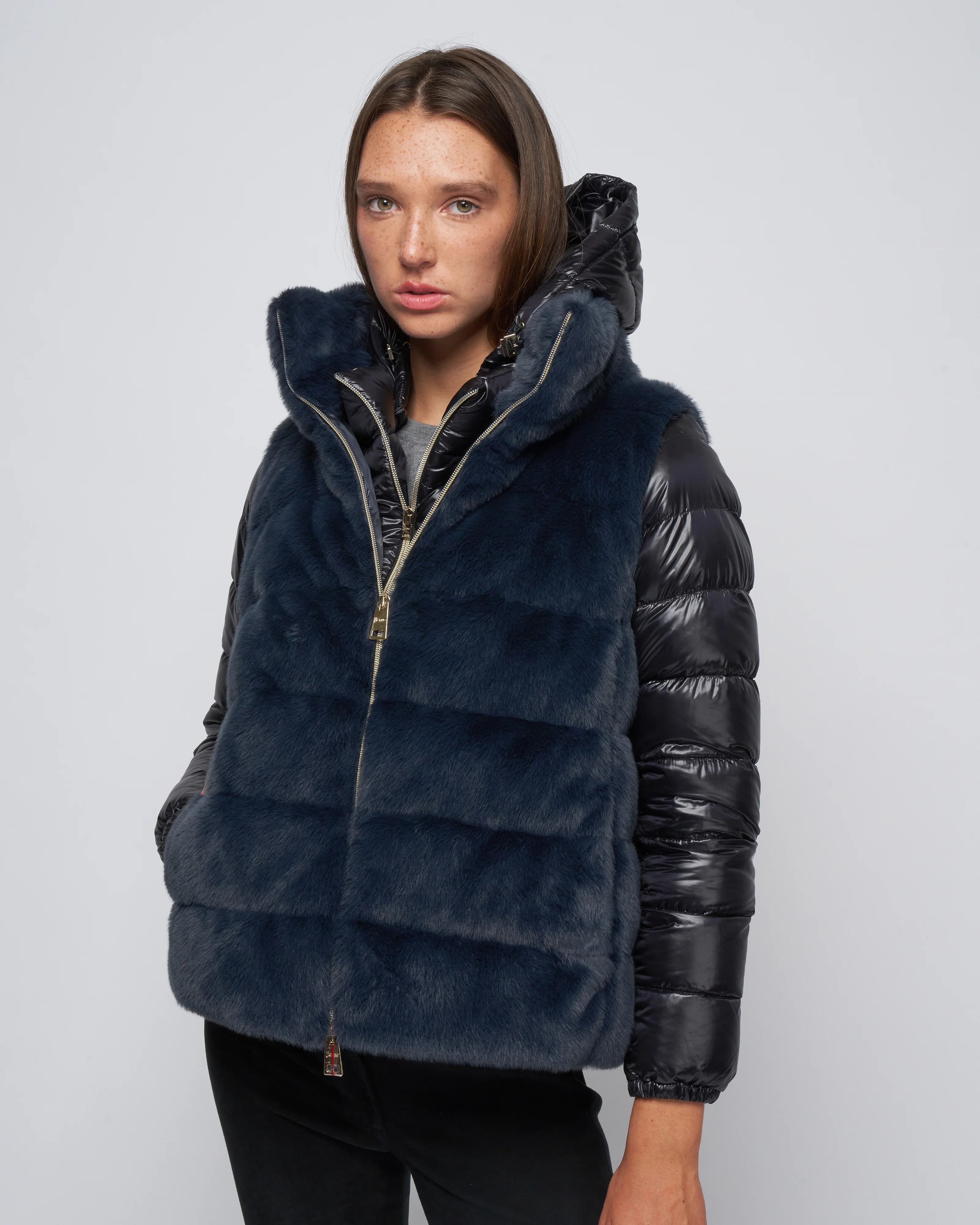 faux fur vest - new blu - Image 6