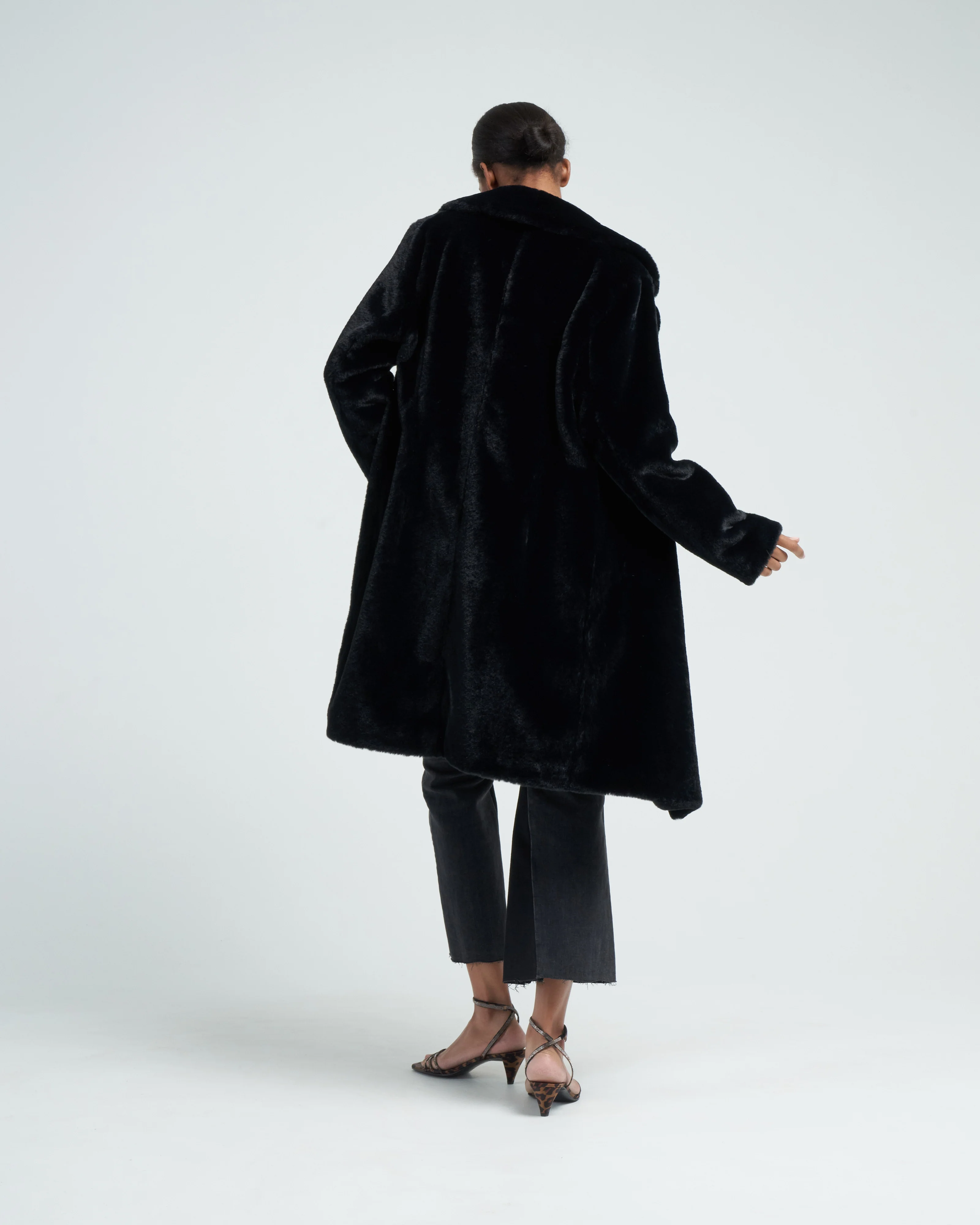 faux fur with foulard lining - Image 4