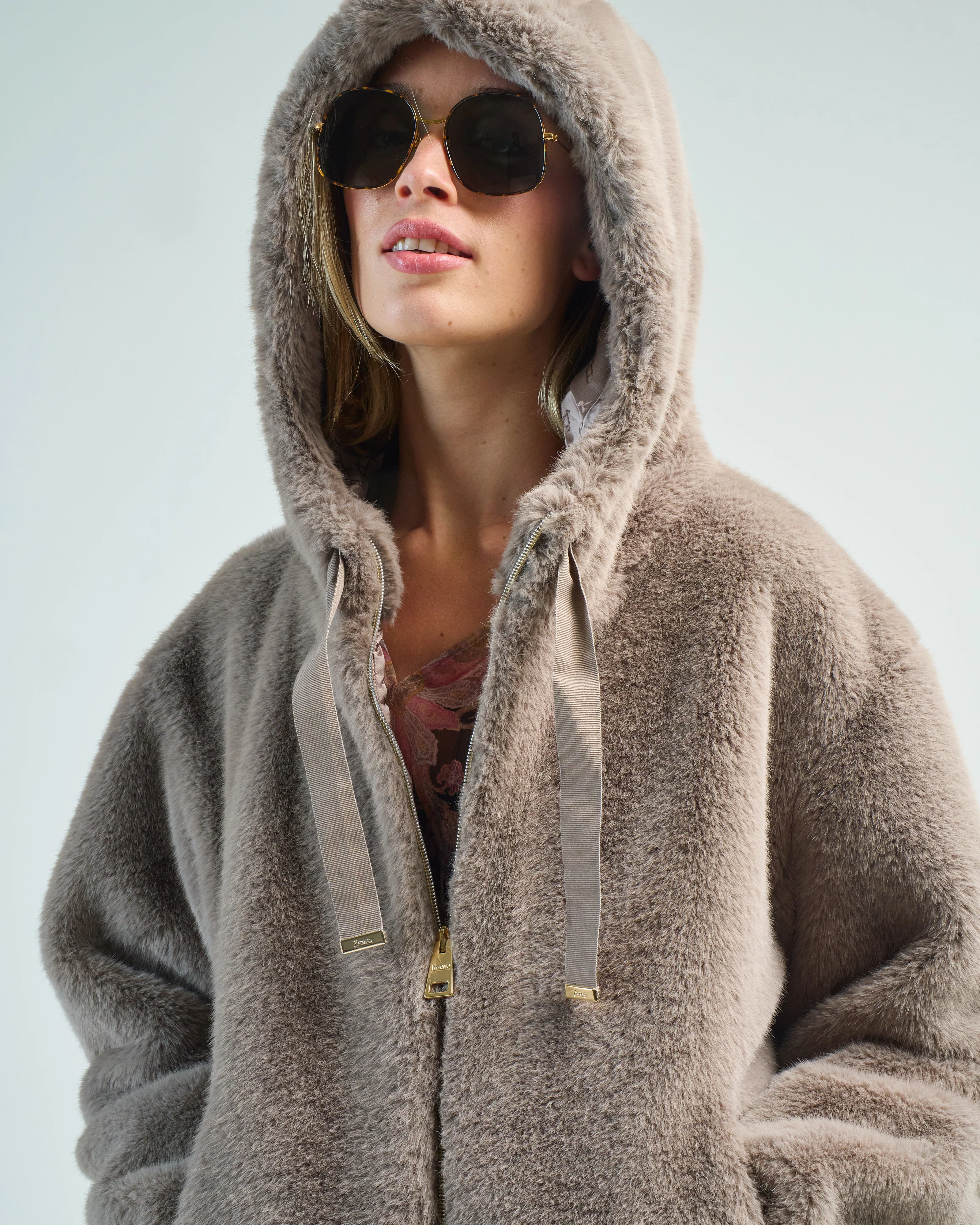 faux mink jacket w/ fixed hood - Image 5