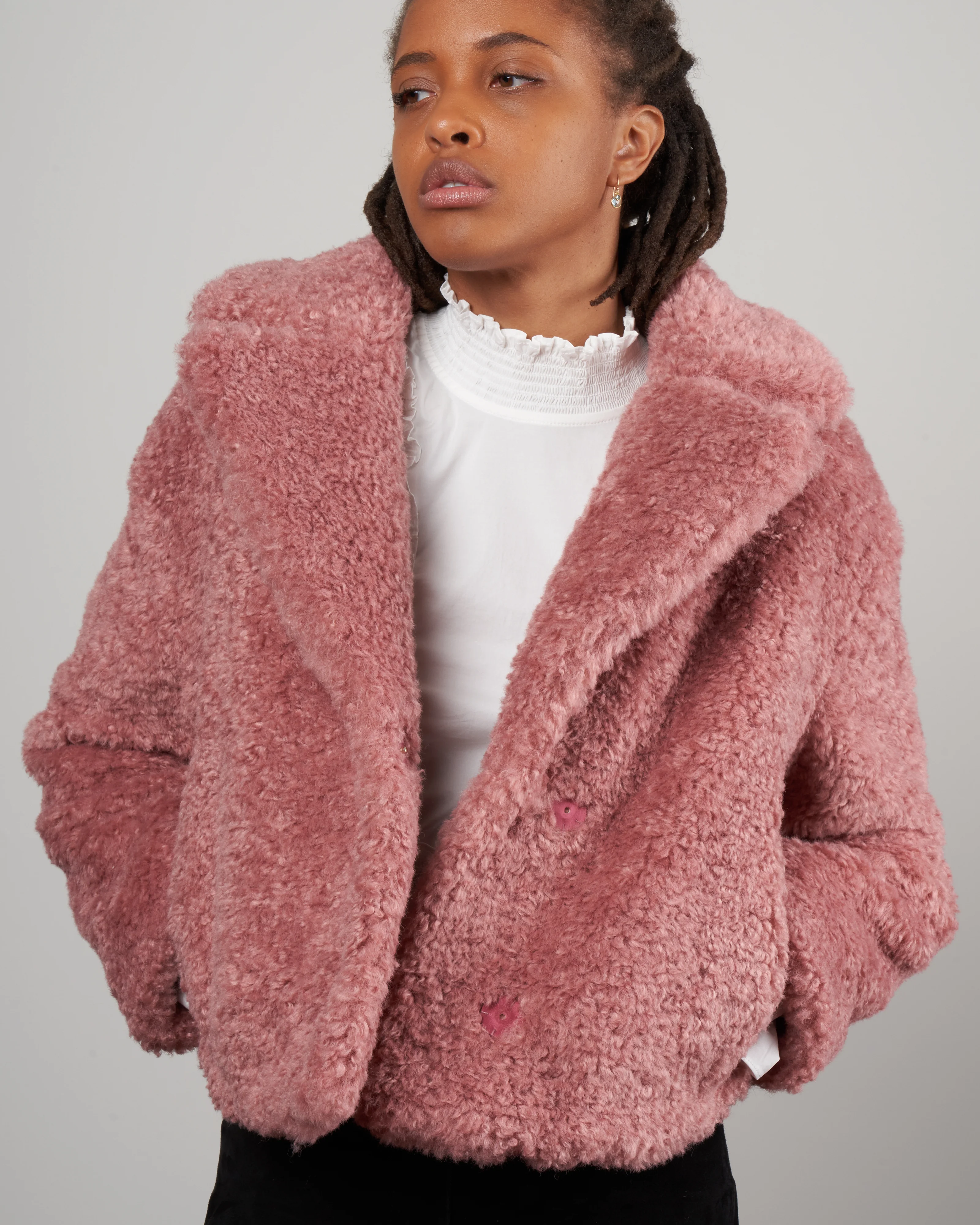 faux shearling cropped jacket - rosa 4130 - Image 4