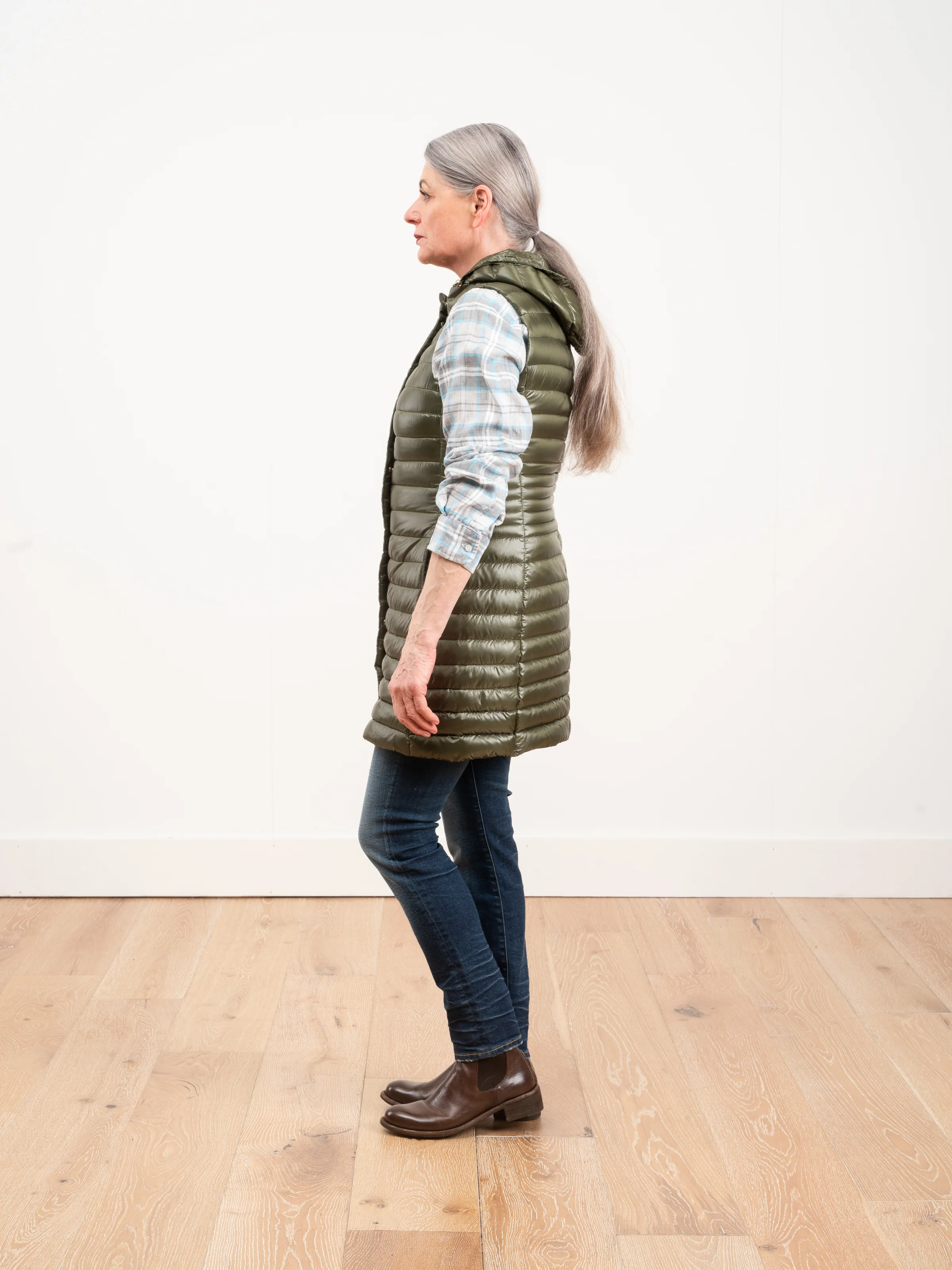 fitted vest w/ hood - olive - Image 3