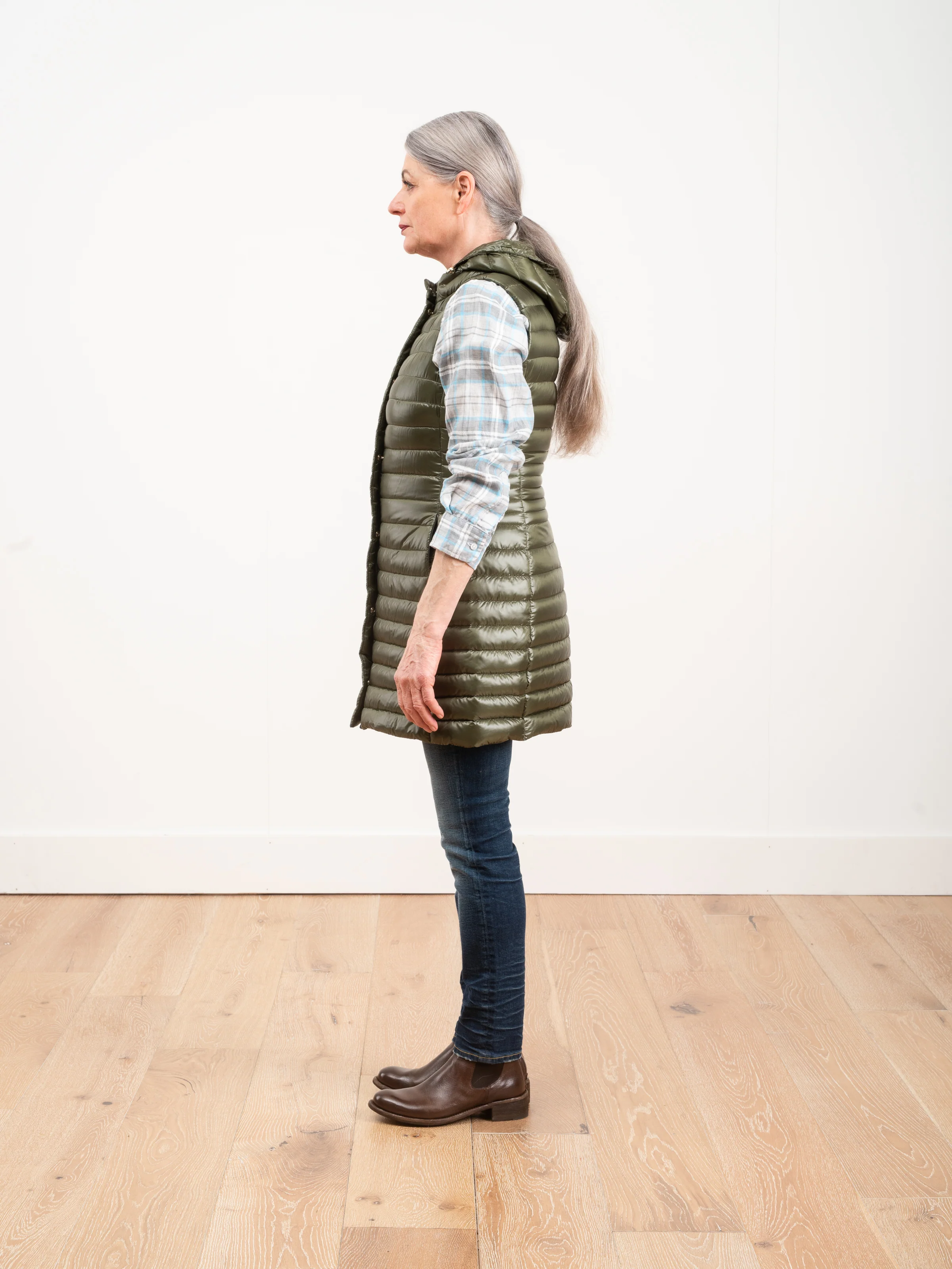 fitted vest w/ hood - olive - Image 4