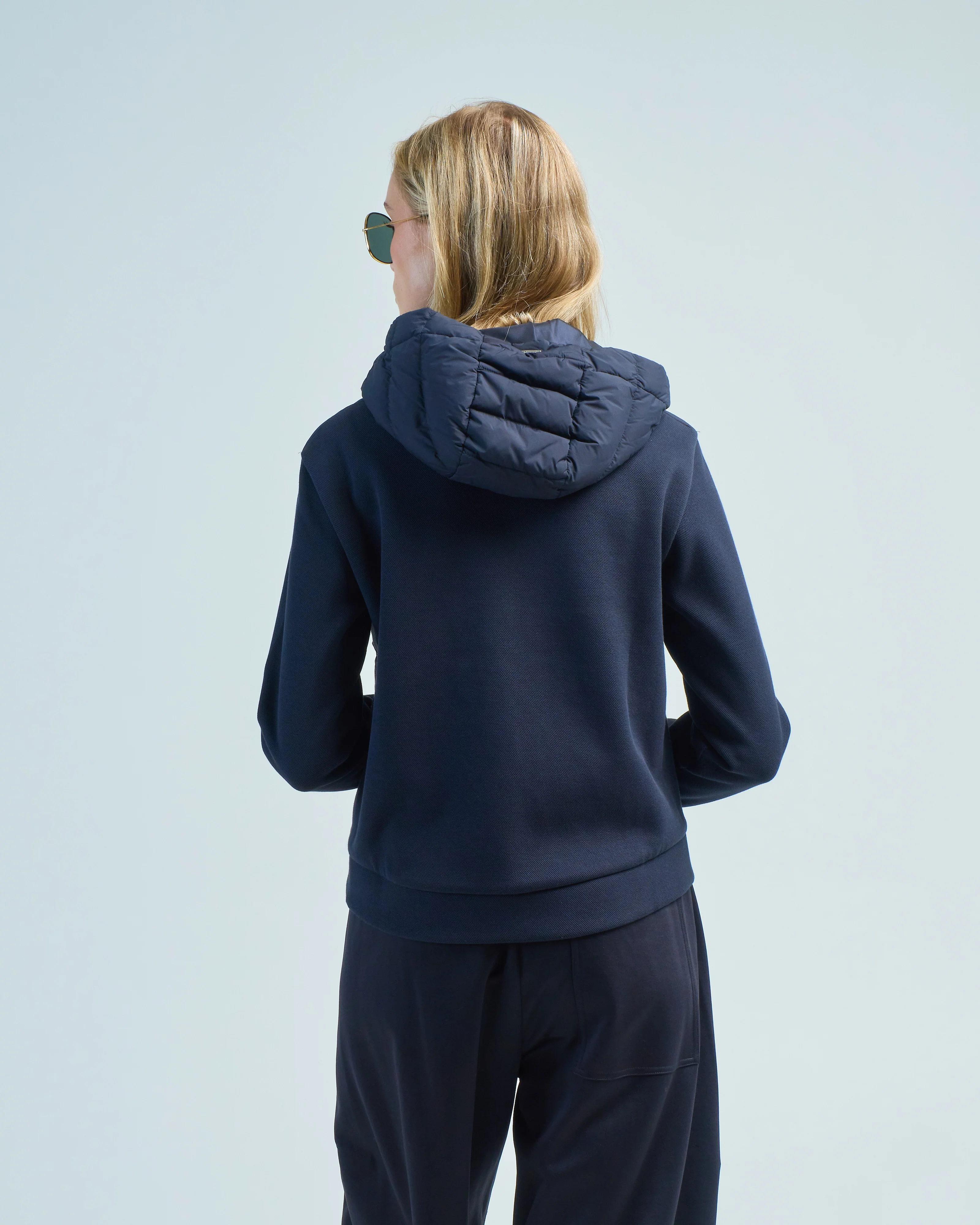 hooded sweatshirt w/ nylon quilted front - Image 4