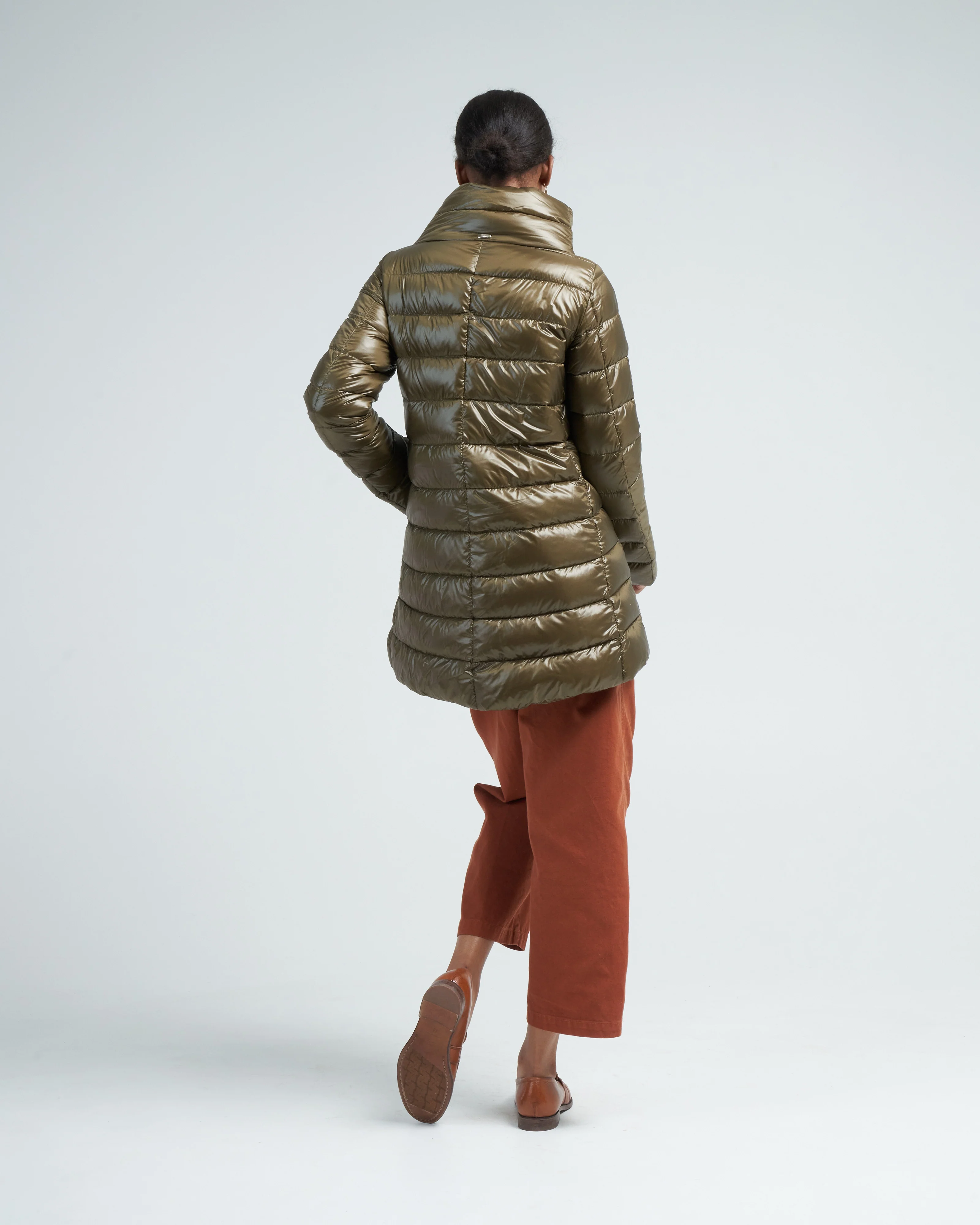 iconico amelia nylon ultralight a-line hi-lo - Image 4