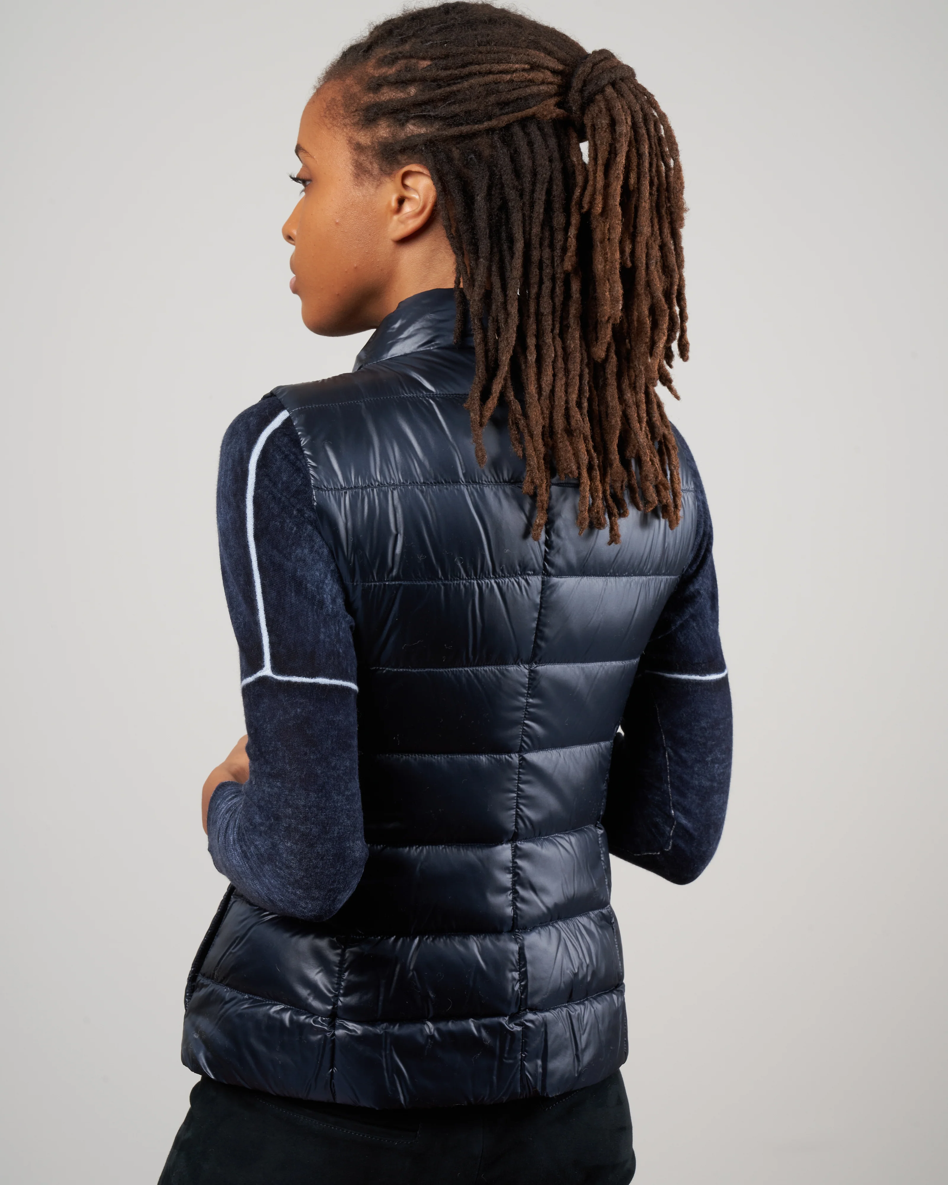 iconico nylon ultralight short vest - navy 9200 - Image 4