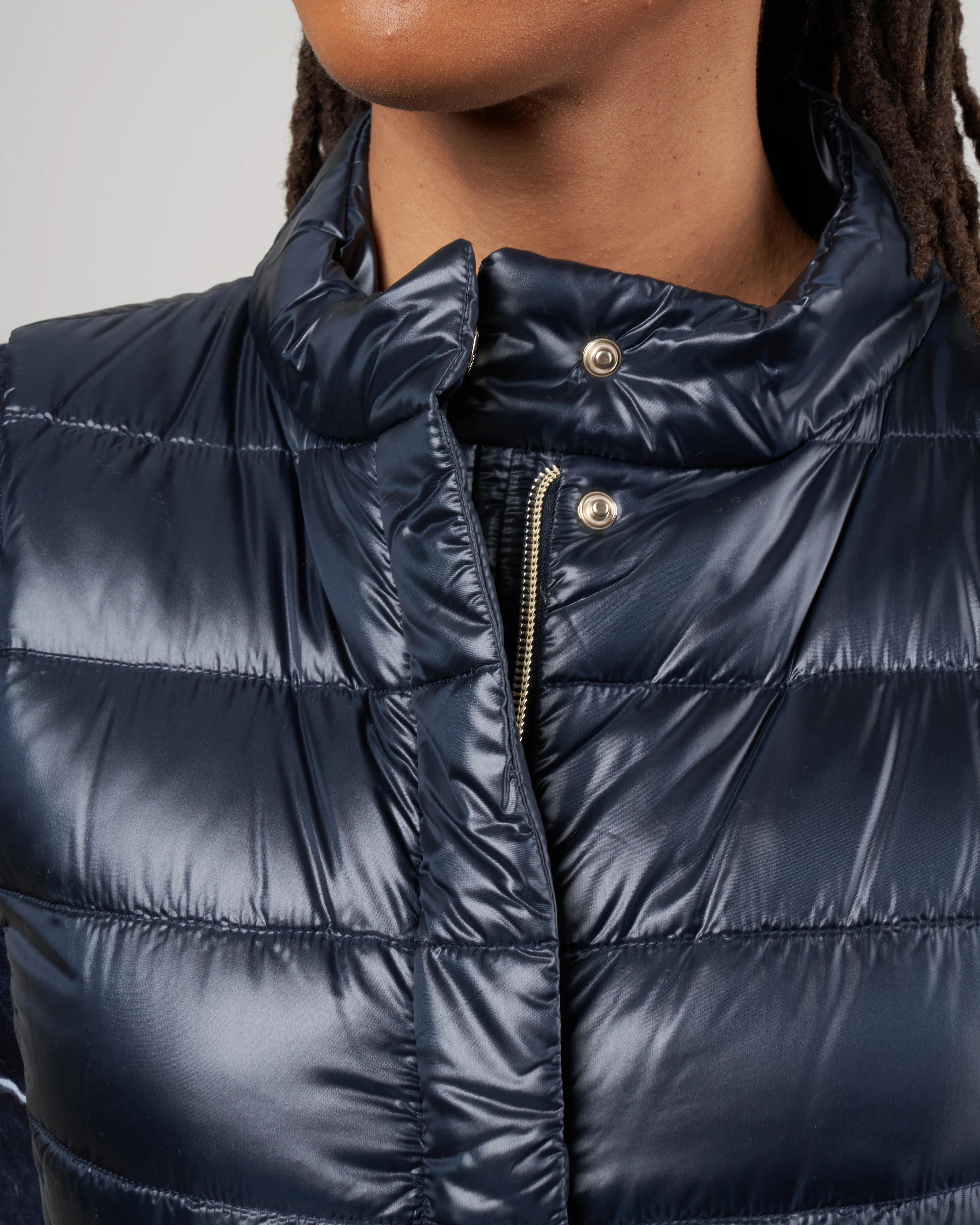 iconico nylon ultralight short vest - navy 9200 - Image 5