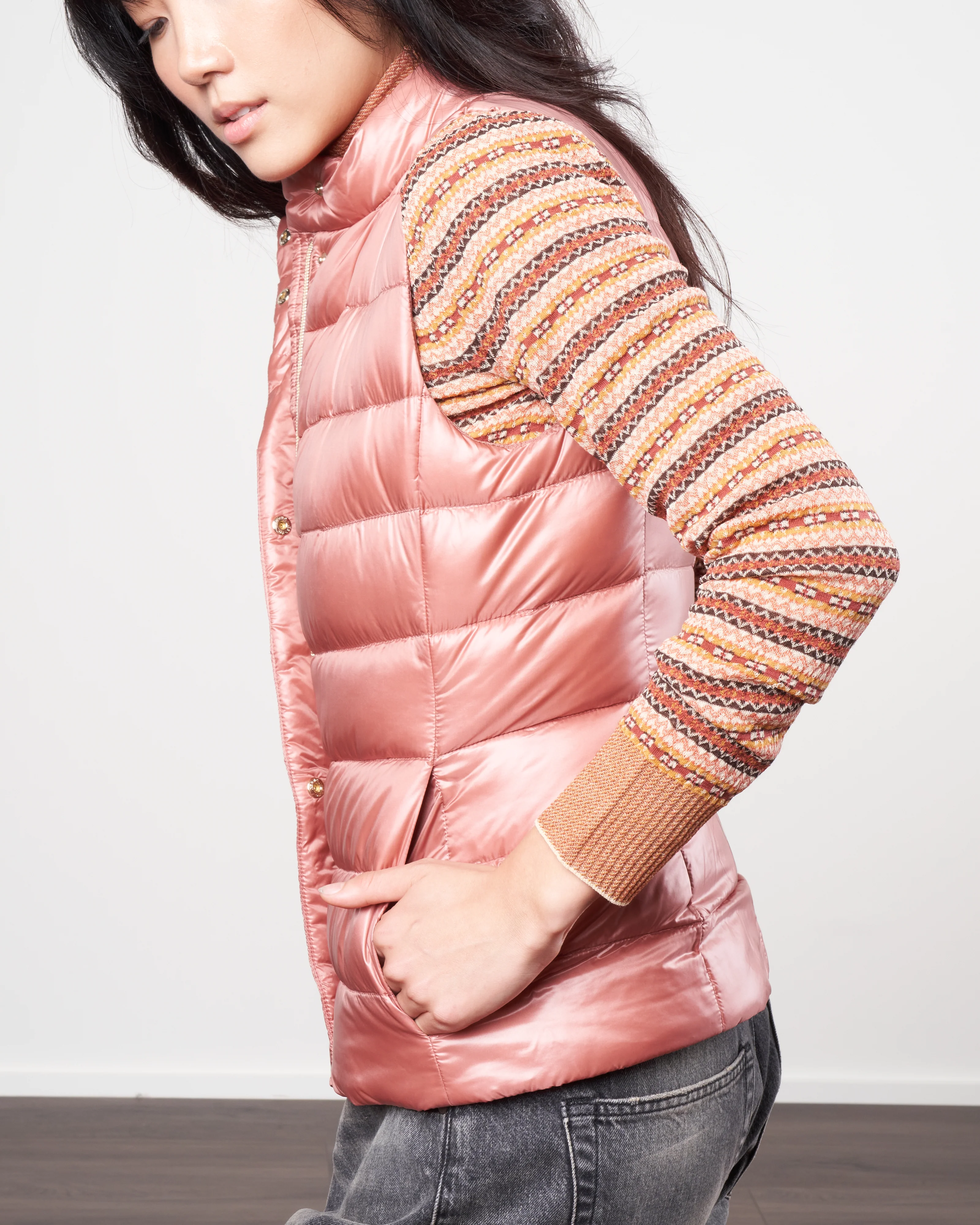 iconico nylon ultralight short vest - rosa - Image 3