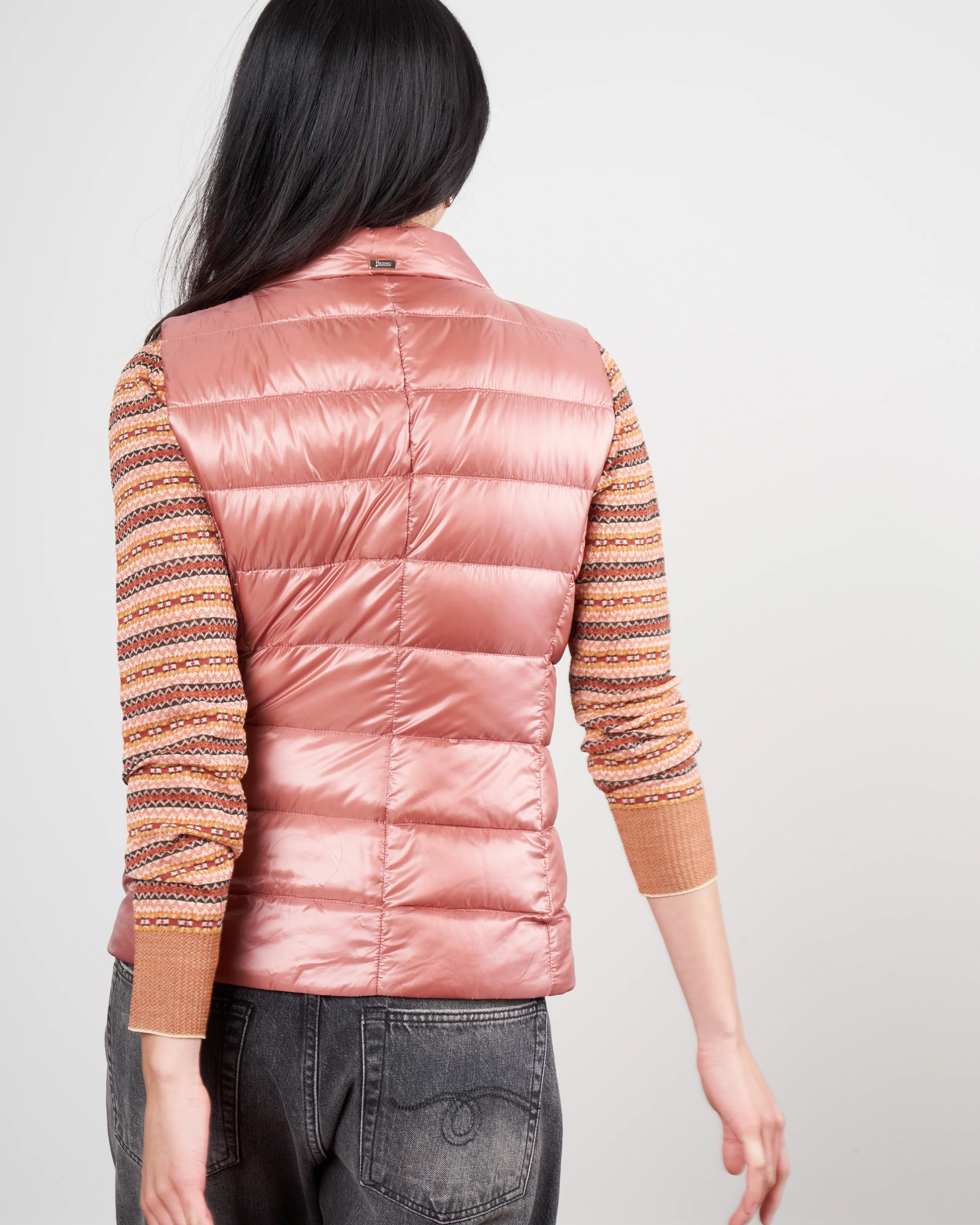 iconico nylon ultralight short vest - rosa - Image 4