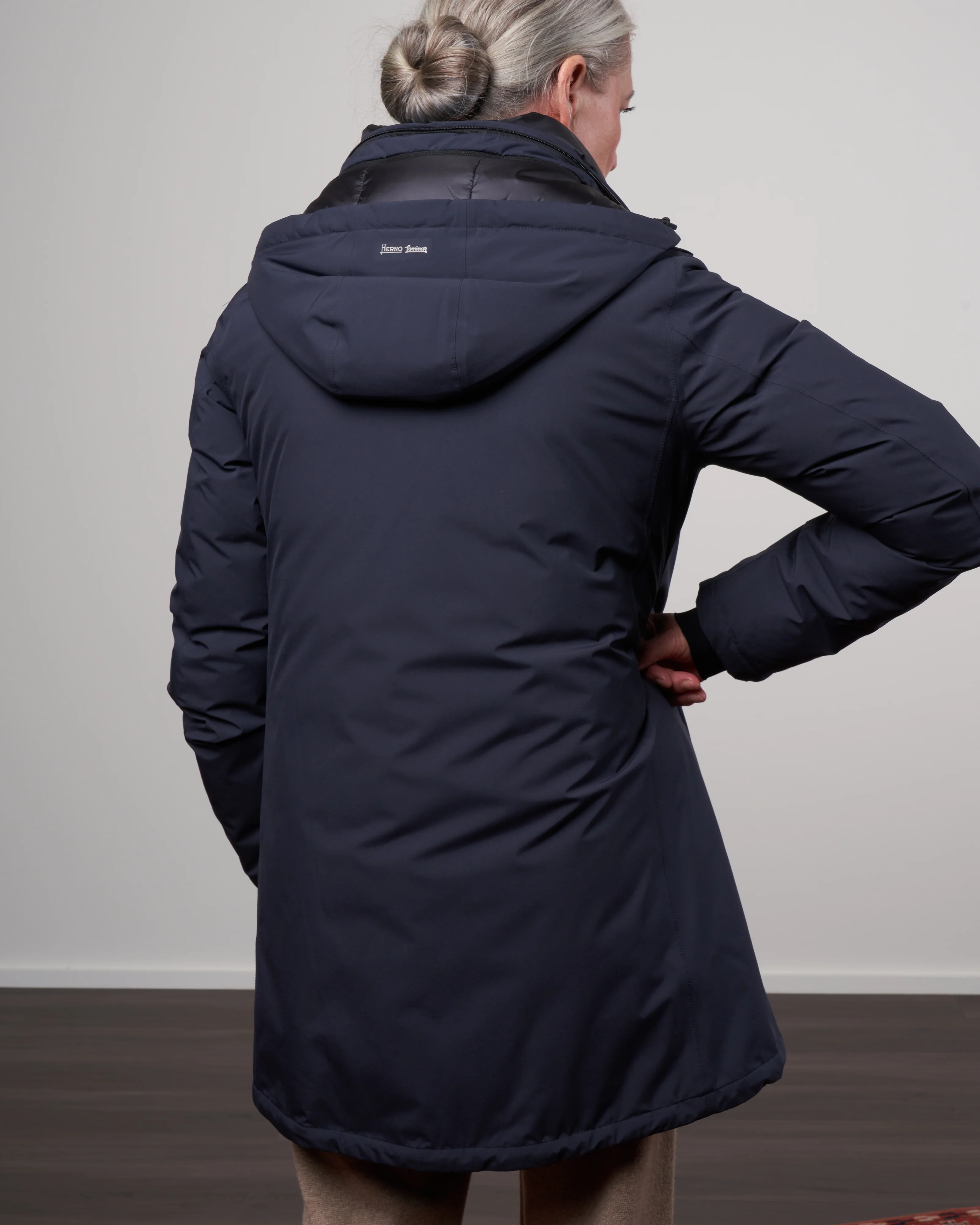 laminar 2 ply hi-low coat - navy - Image 4