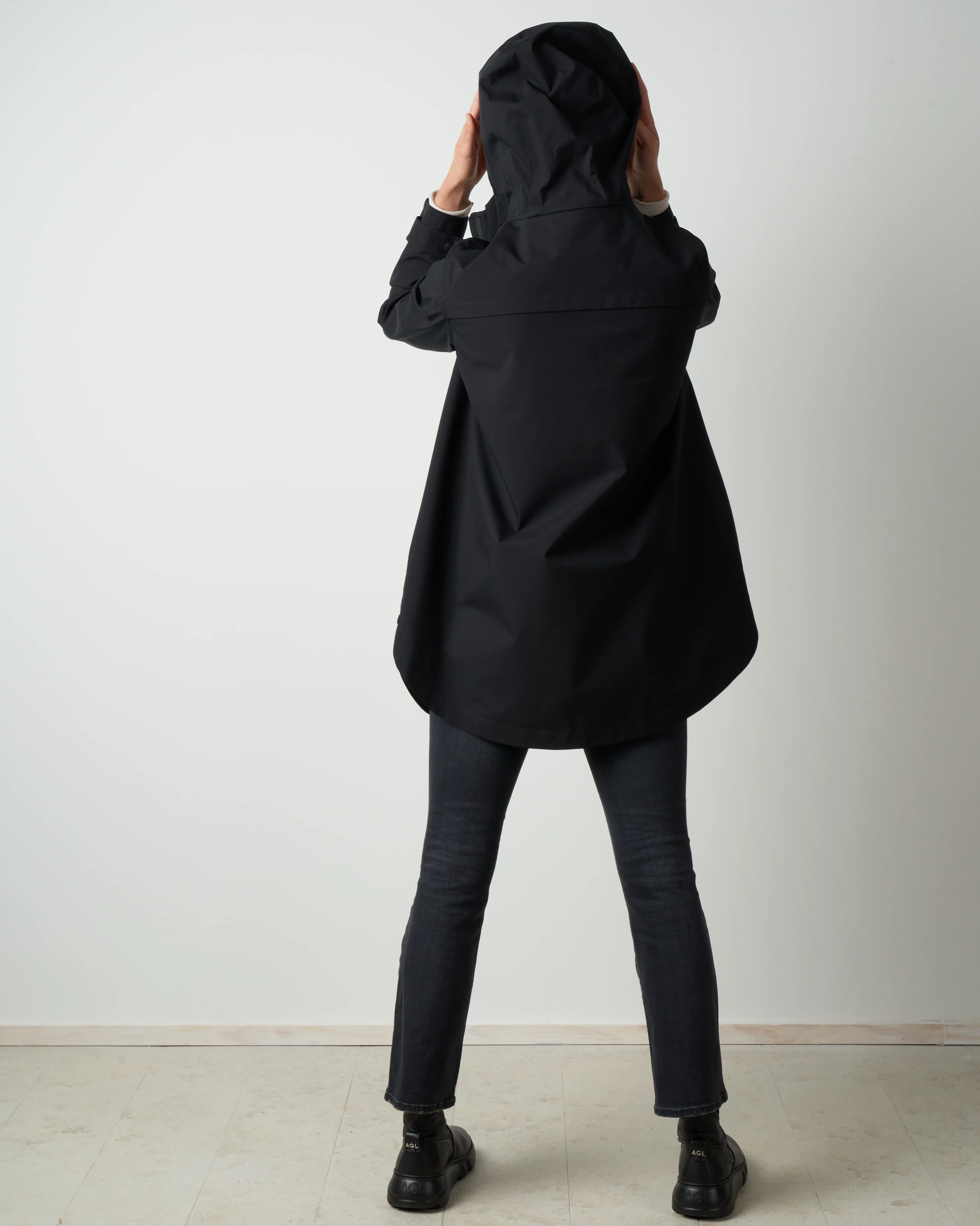 laminar coat w/ side snaps - black - Image 4