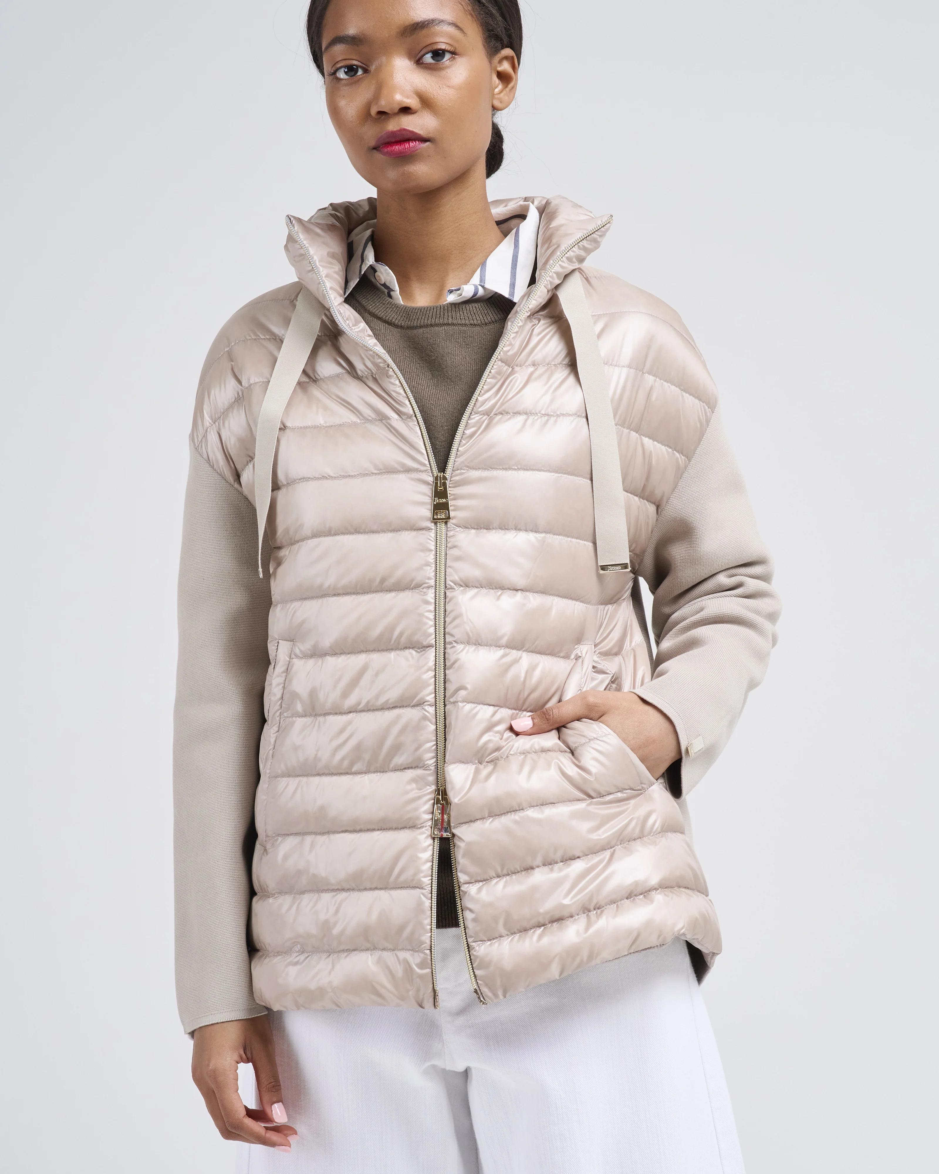 long jacket w/ shiny nylon front and knitted sleeves - Image 4