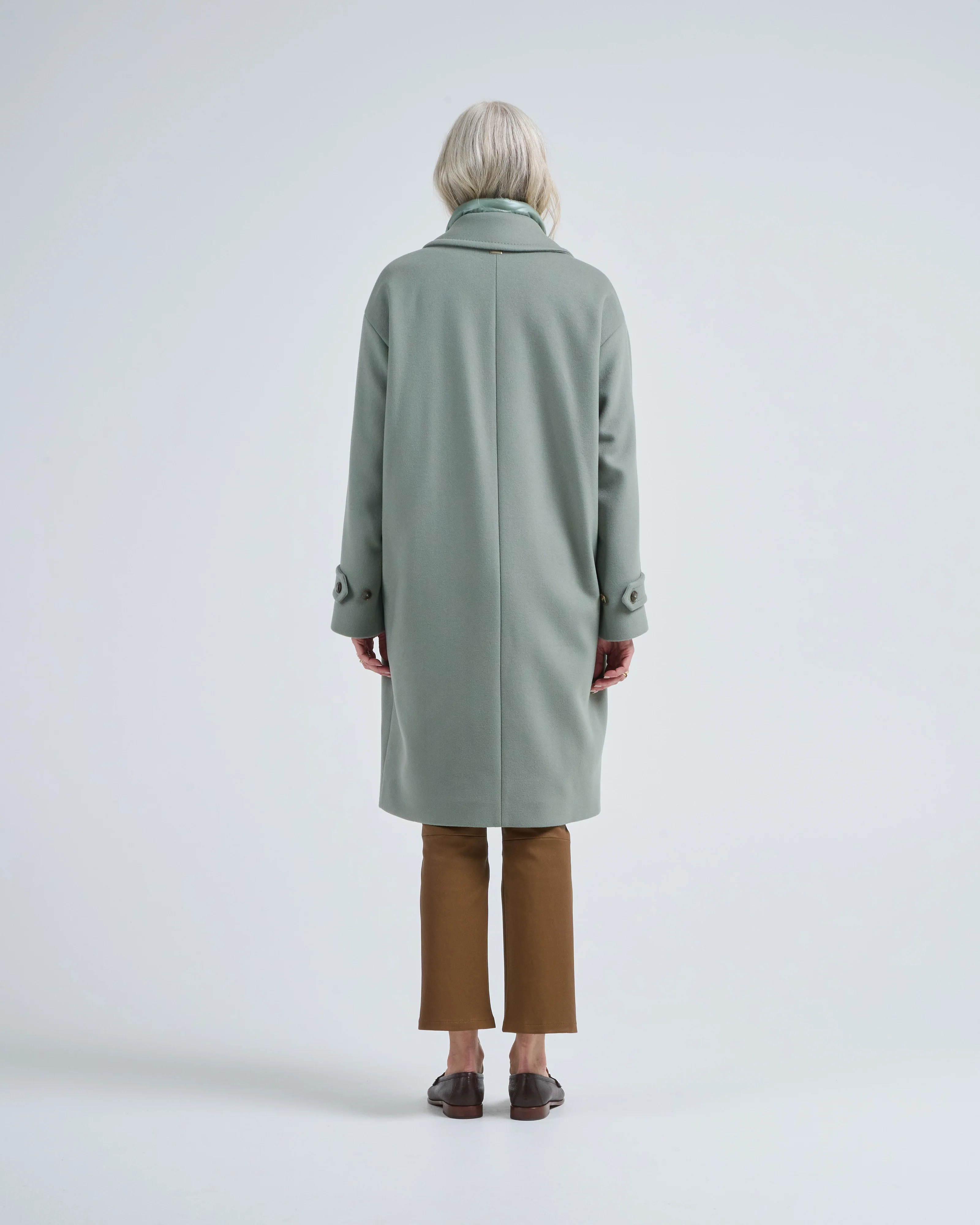 manteco wool sb coat w/ detachable bib - Image 4