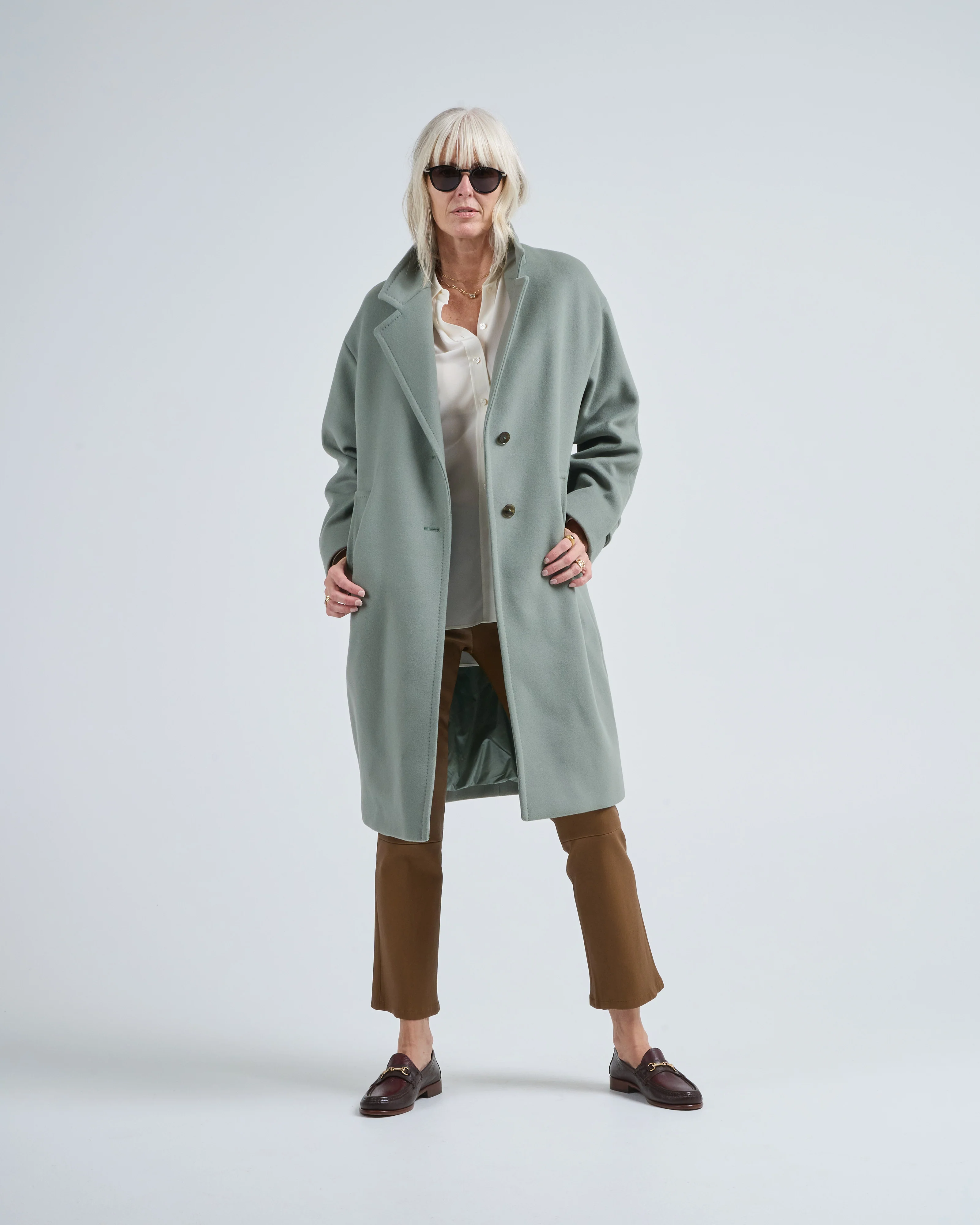 manteco wool sb coat w/ detachable bib - Image 5