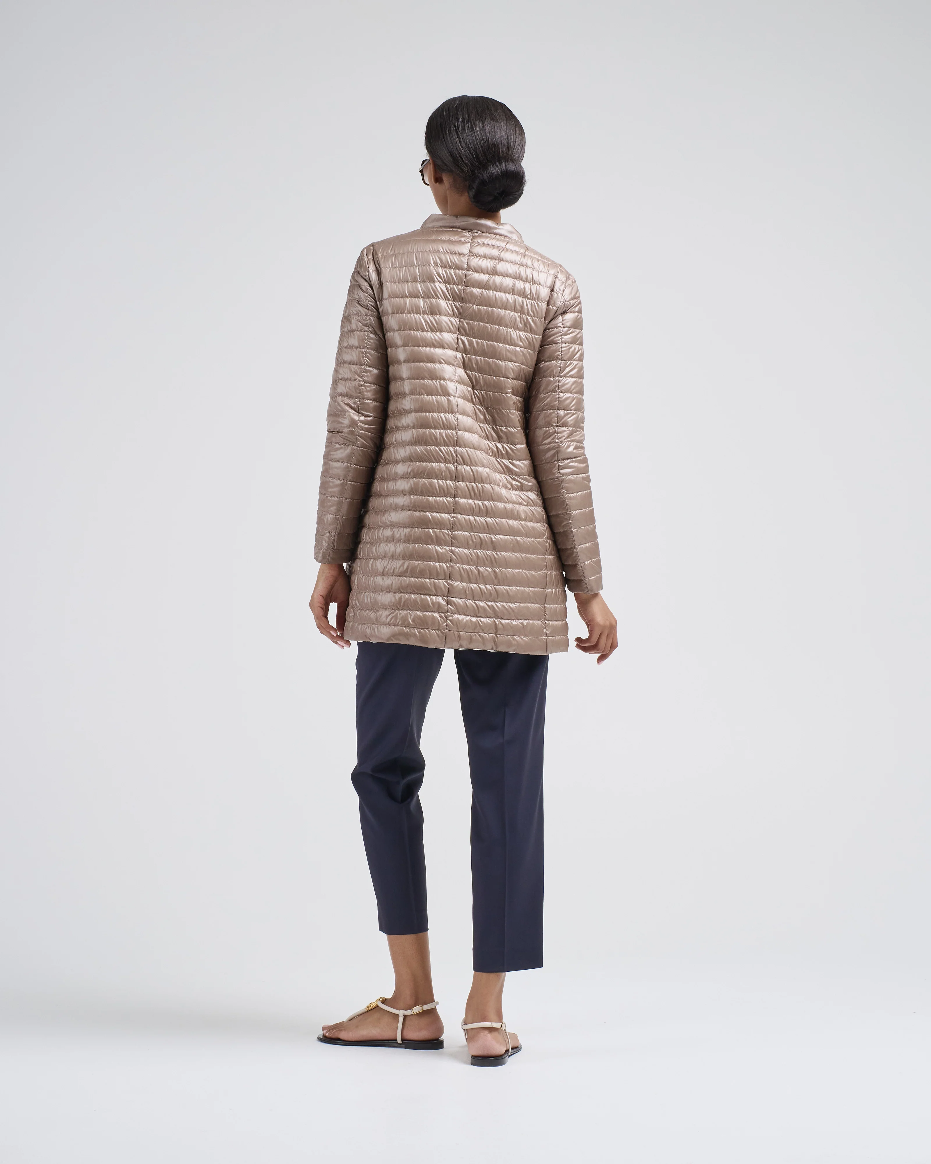 matte to shiny nylon reversible a-shape quilted coat - Image 6