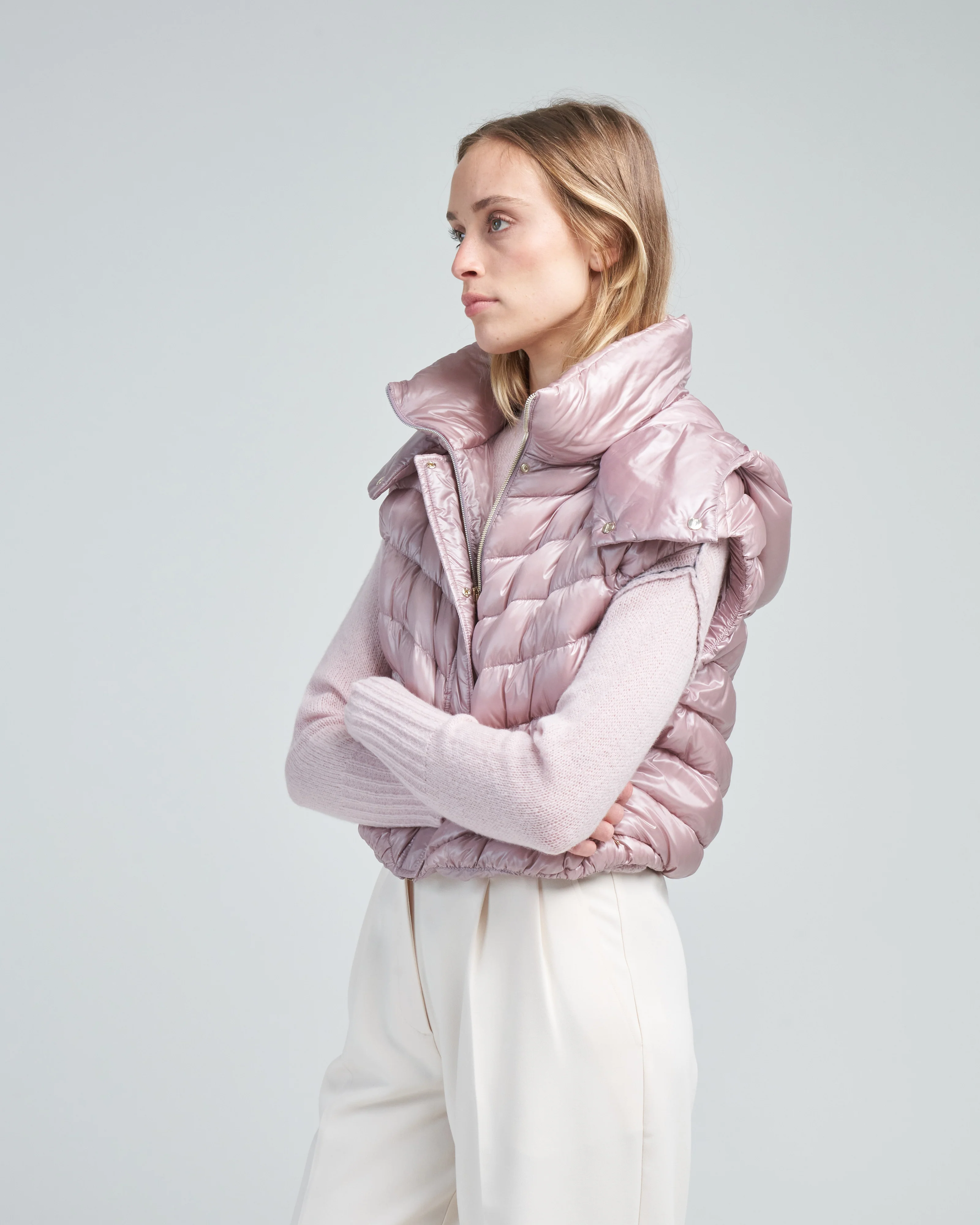 nylon ultralight chevron cropped hooded vest - Image 3