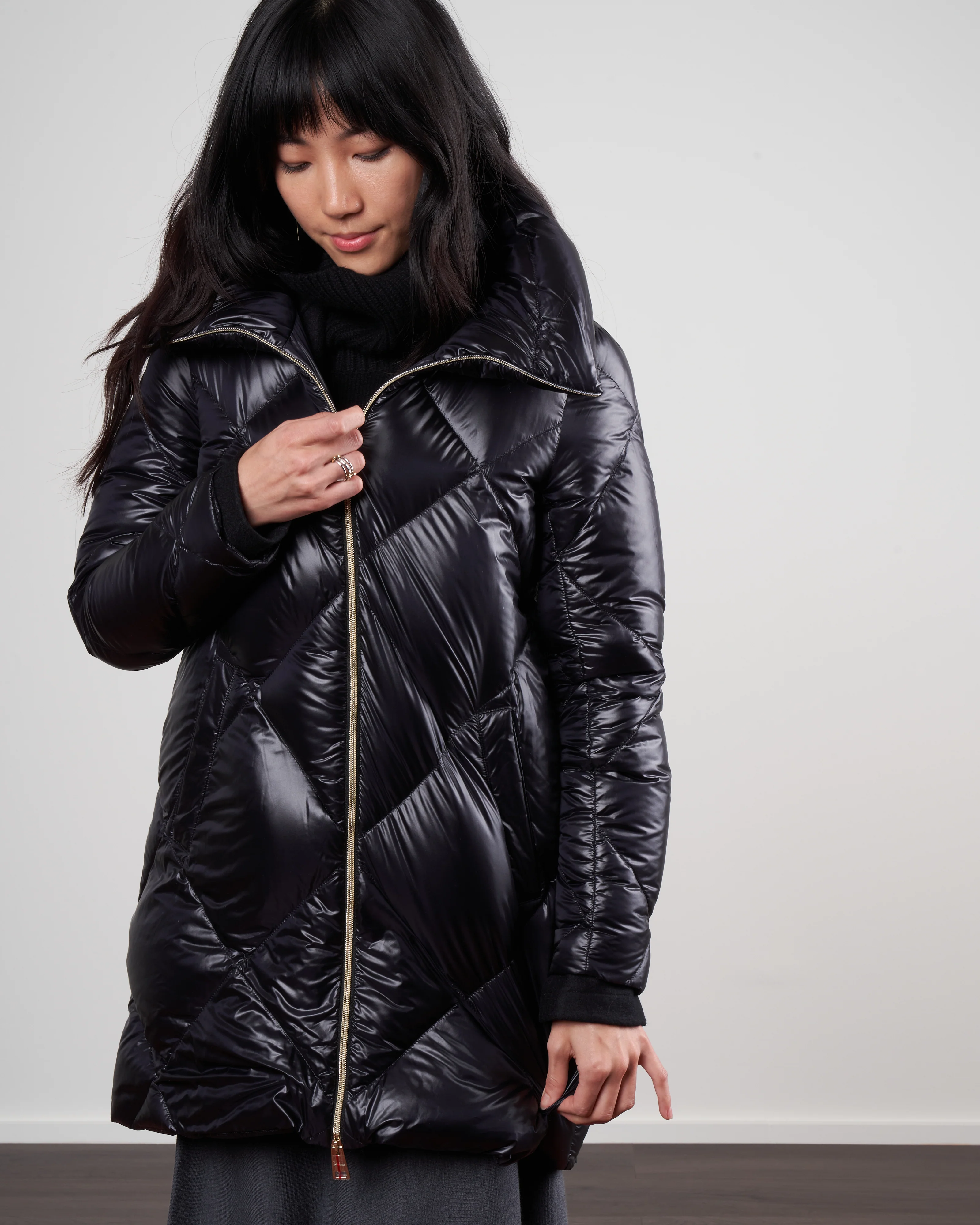 nylon ultralight diamond quilt a-line, hi-lo jacket - nero - Image 3