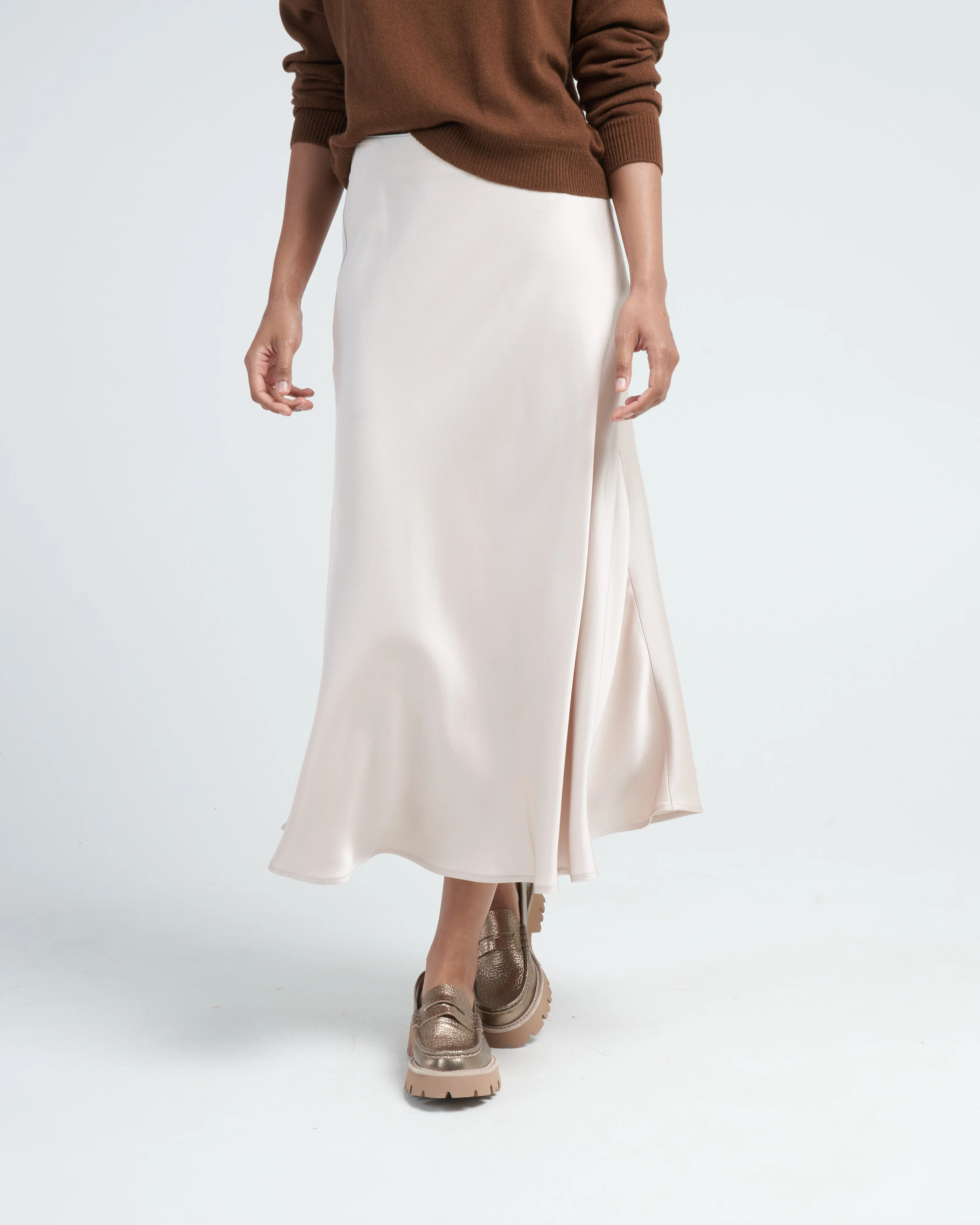 satin long skirt - chantilly - Image 2