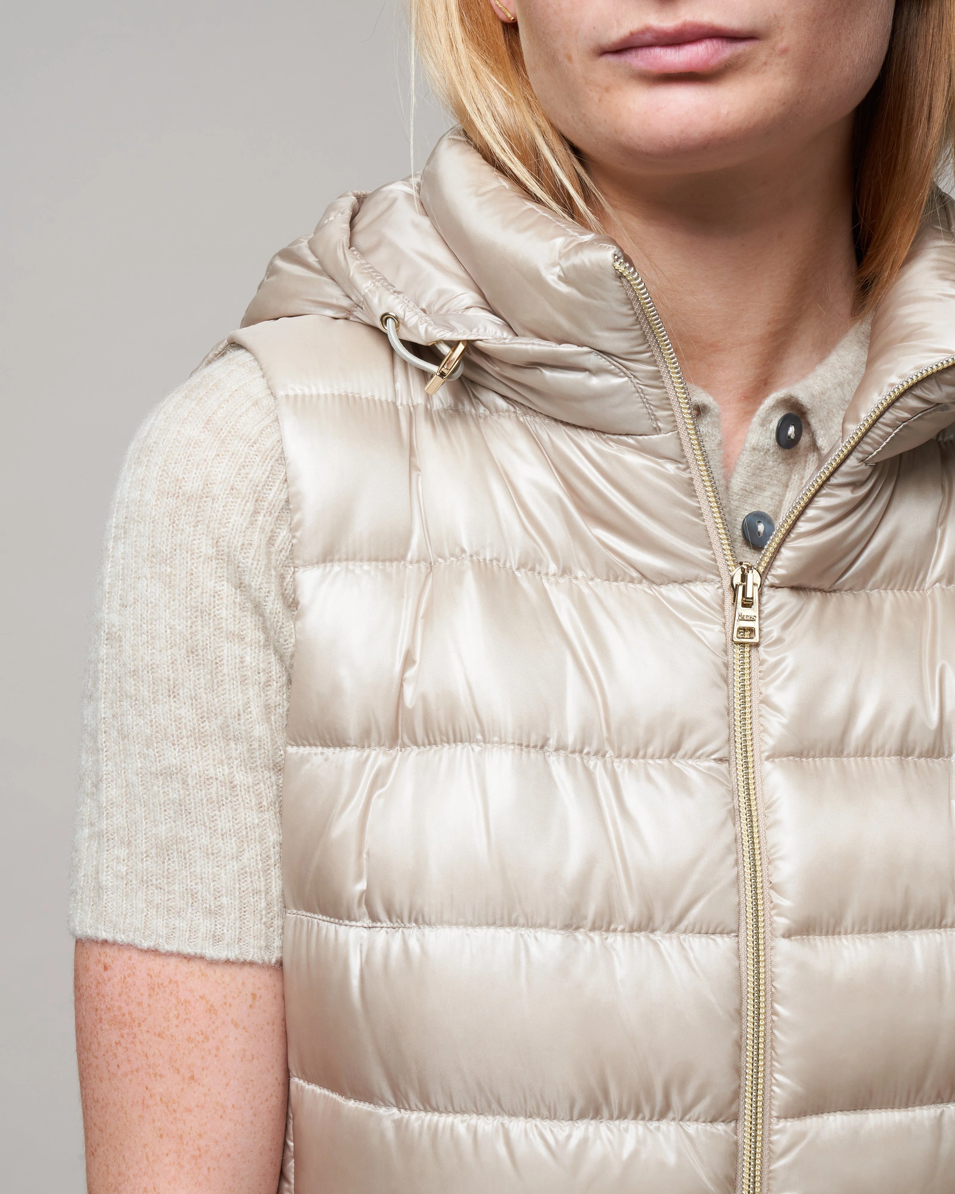 serena ultralight long vest - chantilly - Image 5