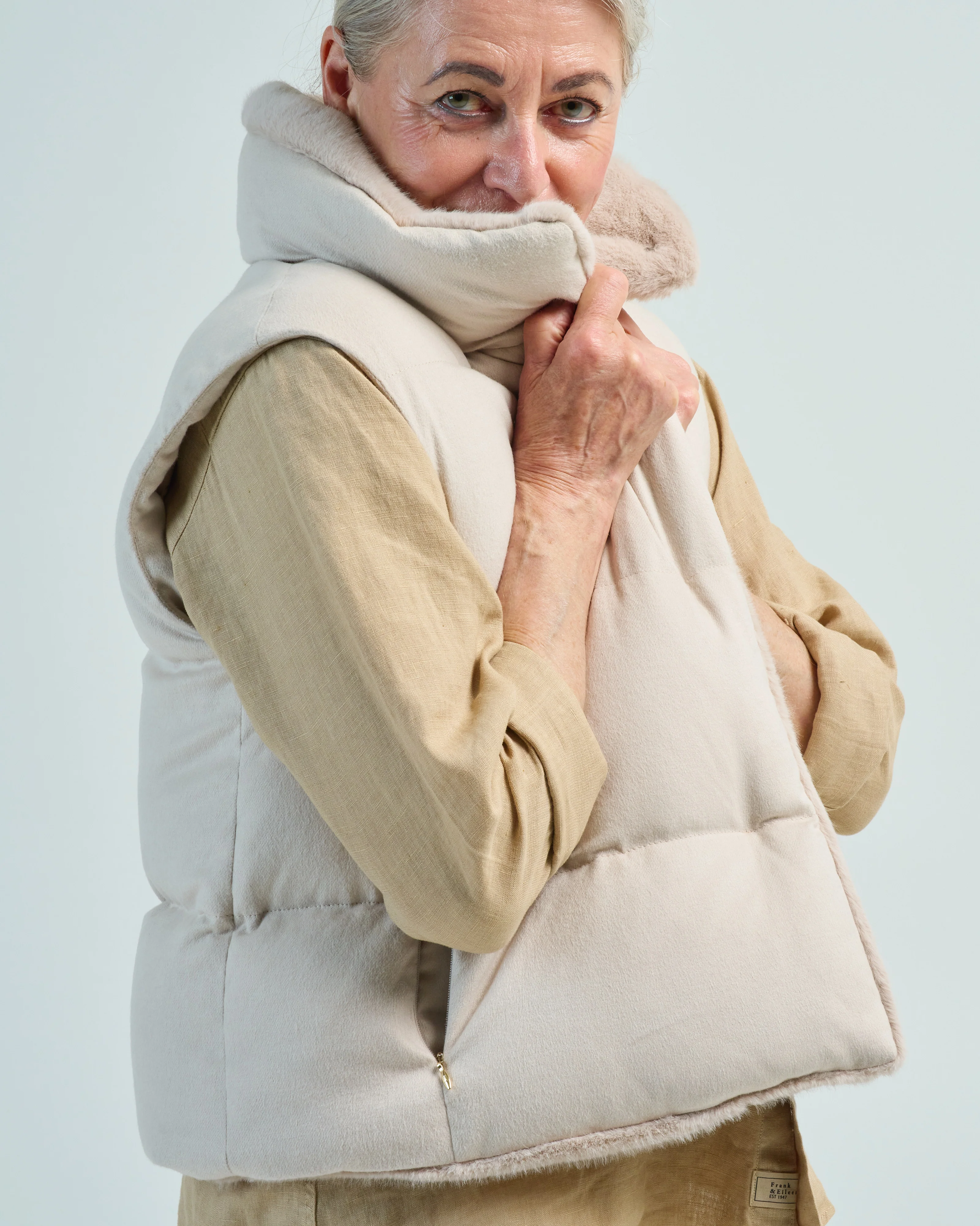 silk/cashmere quilted vest w/ faux fur - Image 2