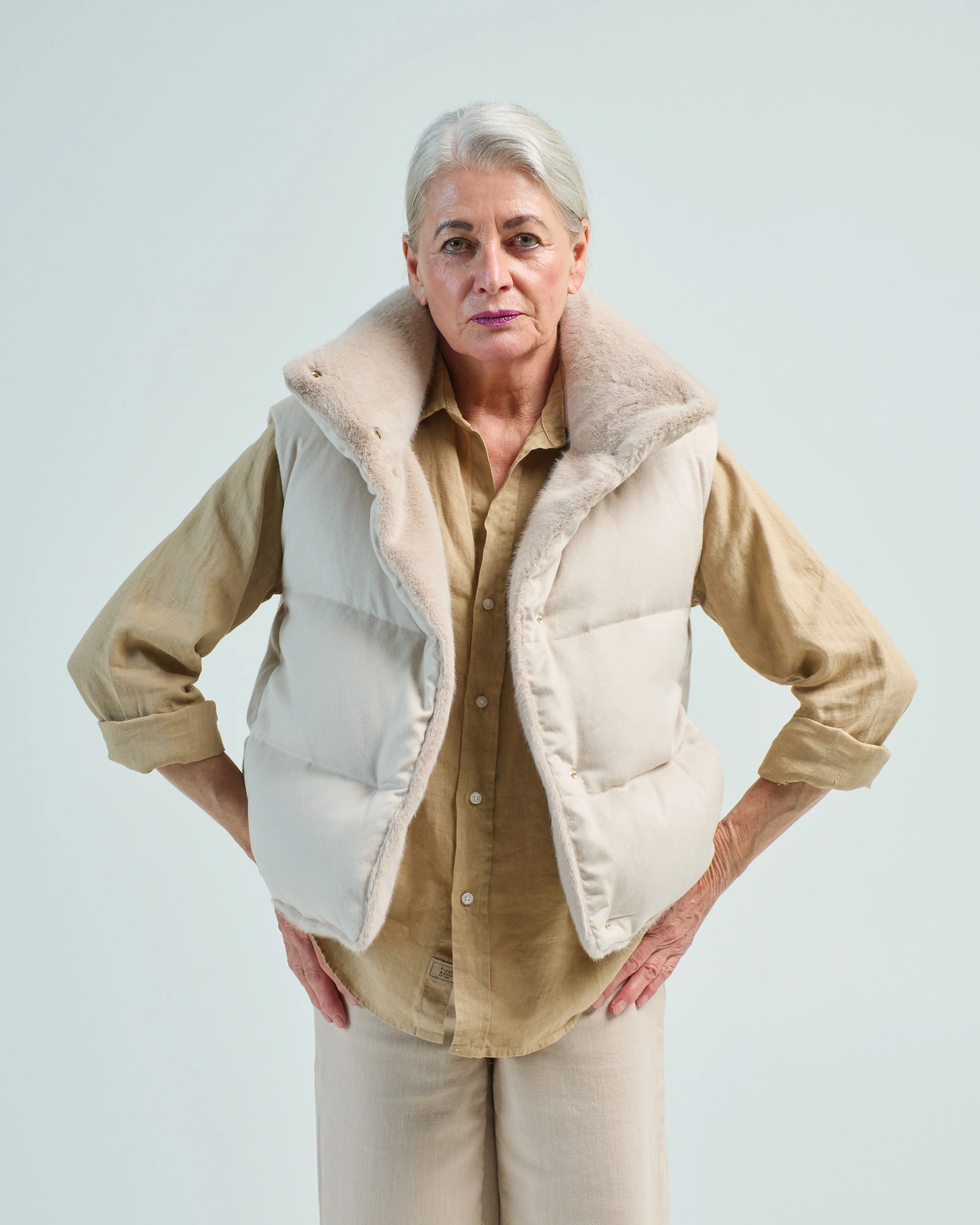 silk/cashmere quilted vest w/ faux fur - Image 3