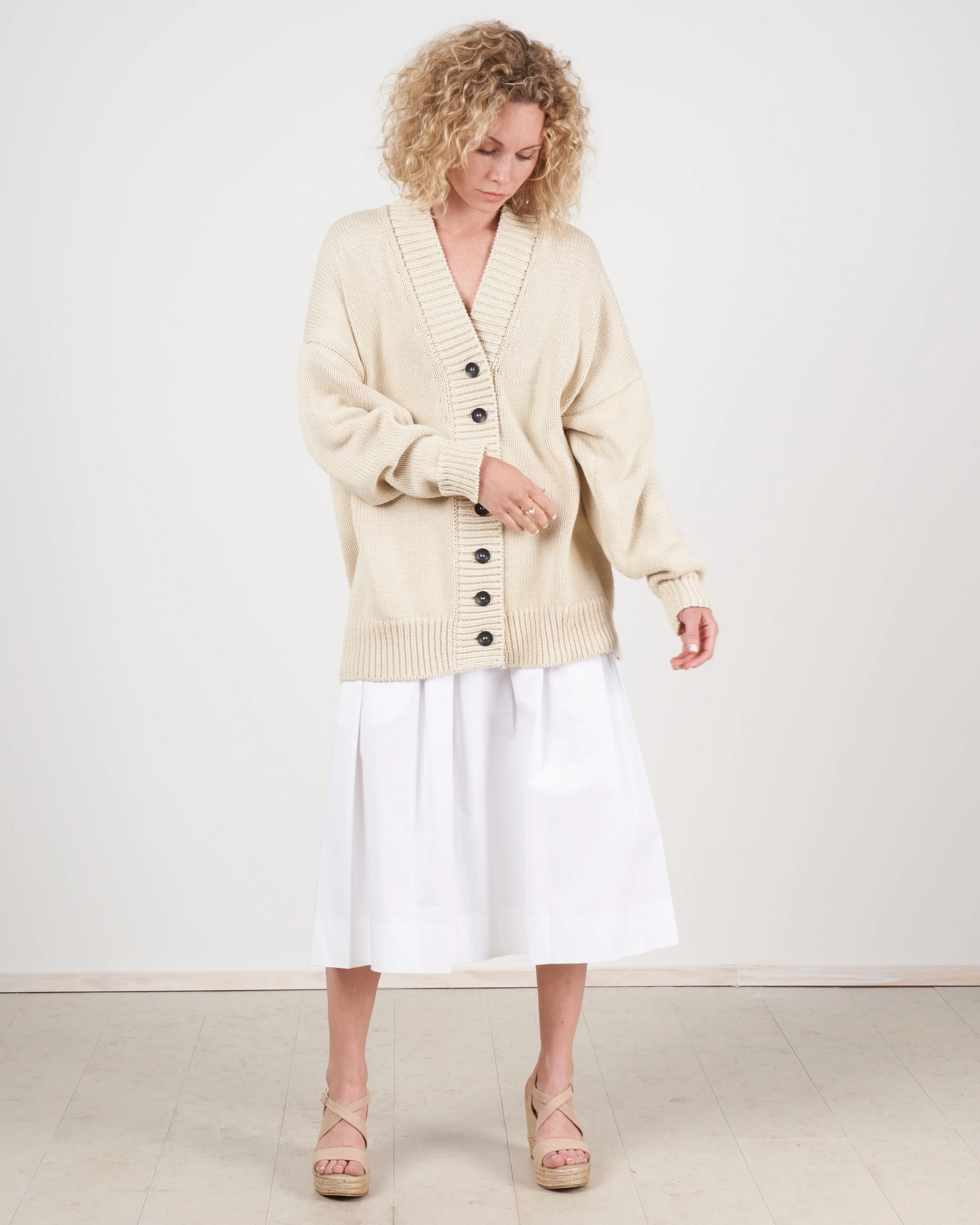 chunky v neck cardigan - ivory - Image 5