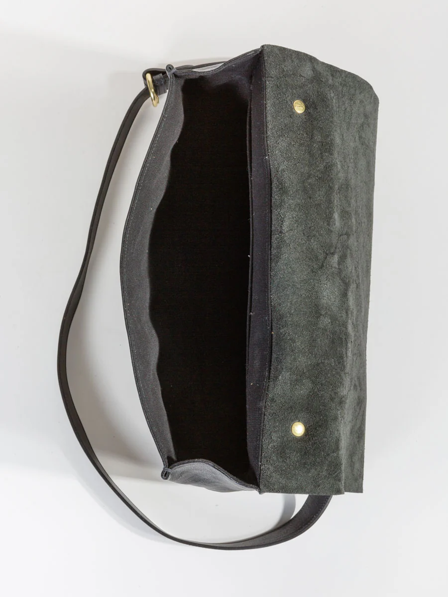 briefcase with shoulder strap - black - Image 6