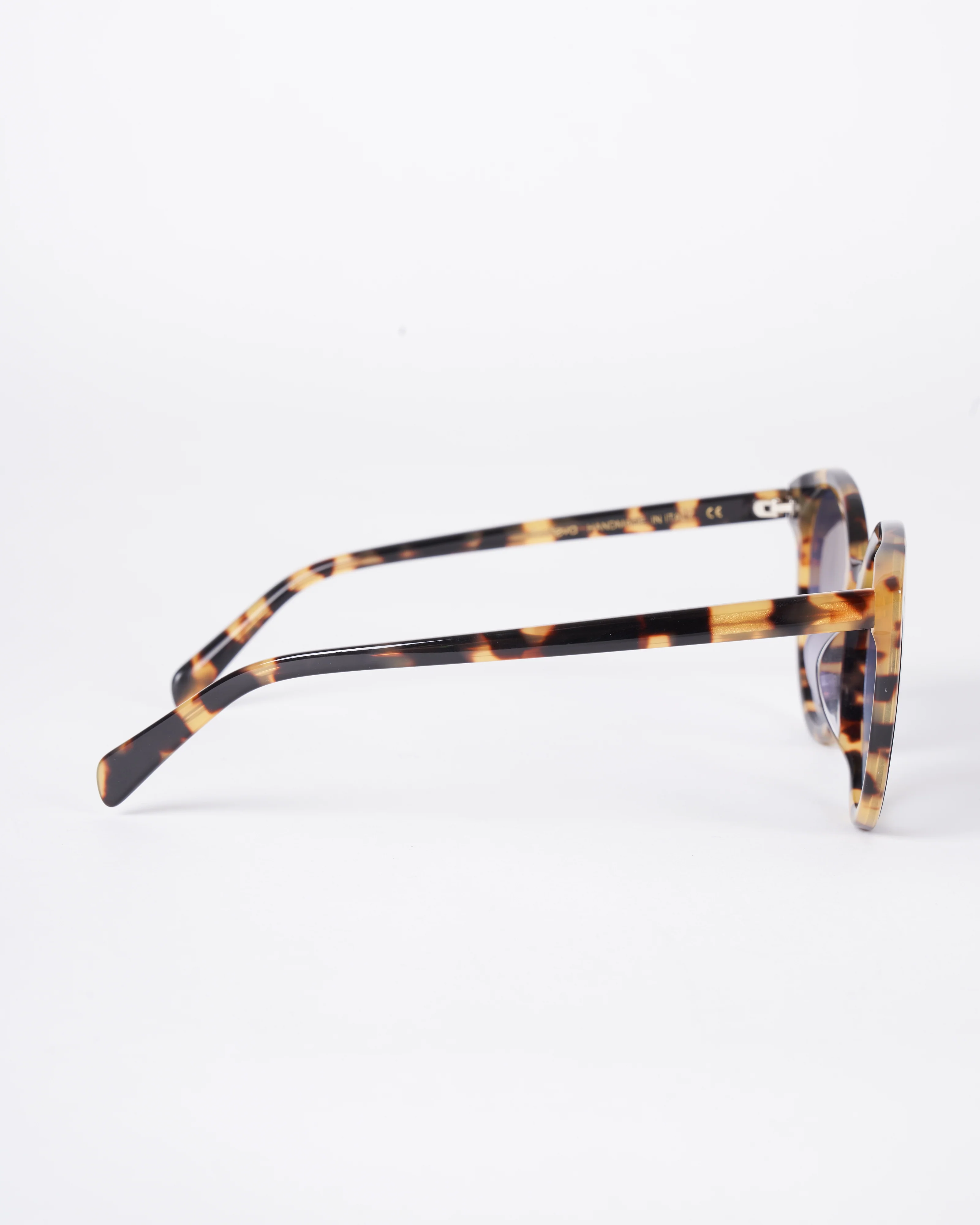 helen - tortoise - Image 2
